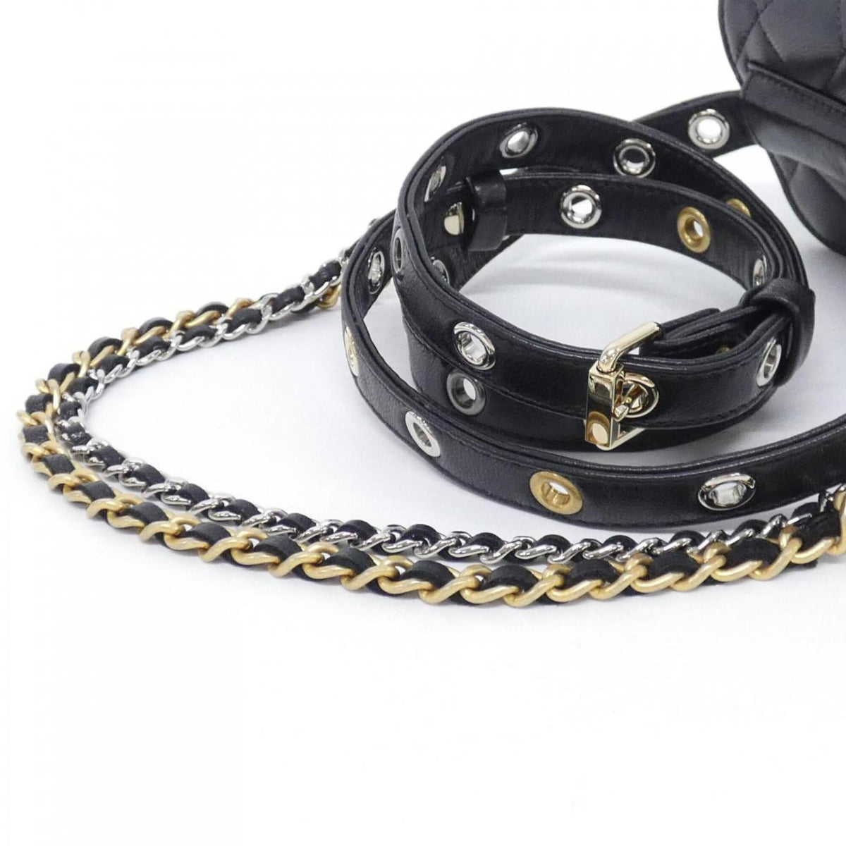 Chanel Black Leather Fanny Pack (Pre-Owned)