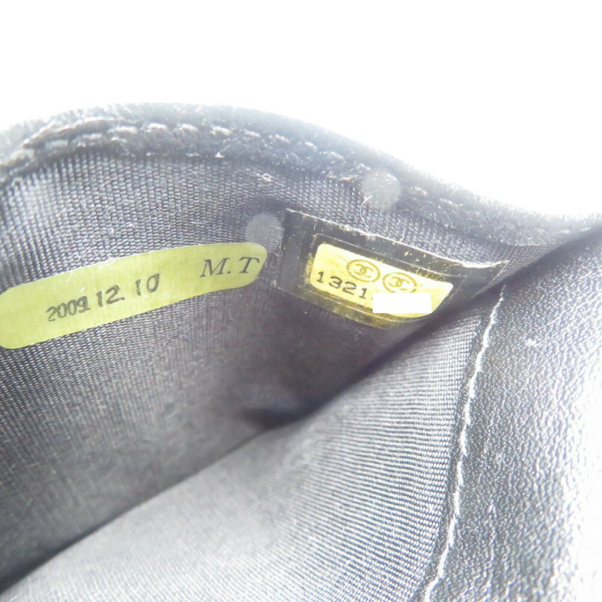 Chanel Black Yellow Patent Leather Wallet (Bi-Fold) (Pre-Owned)