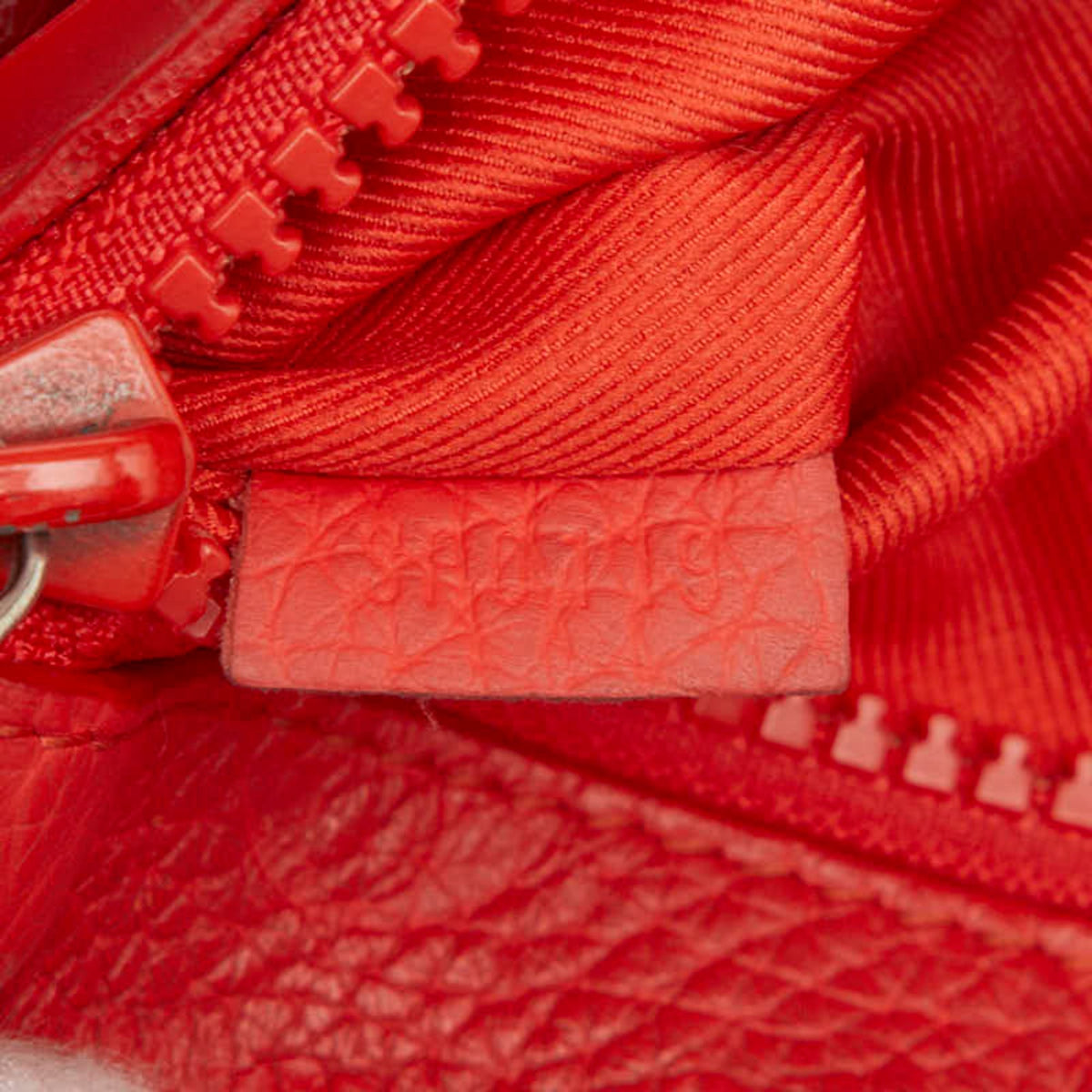 Louis Vuitton Red Color Leather Clutch Bag Pochette (Pre-Owned)