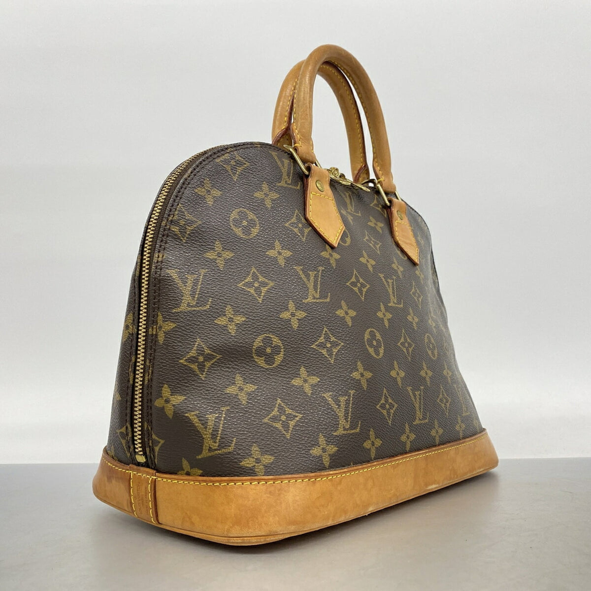 Louis Vuitton Brown Handbag (Pre-Owned)