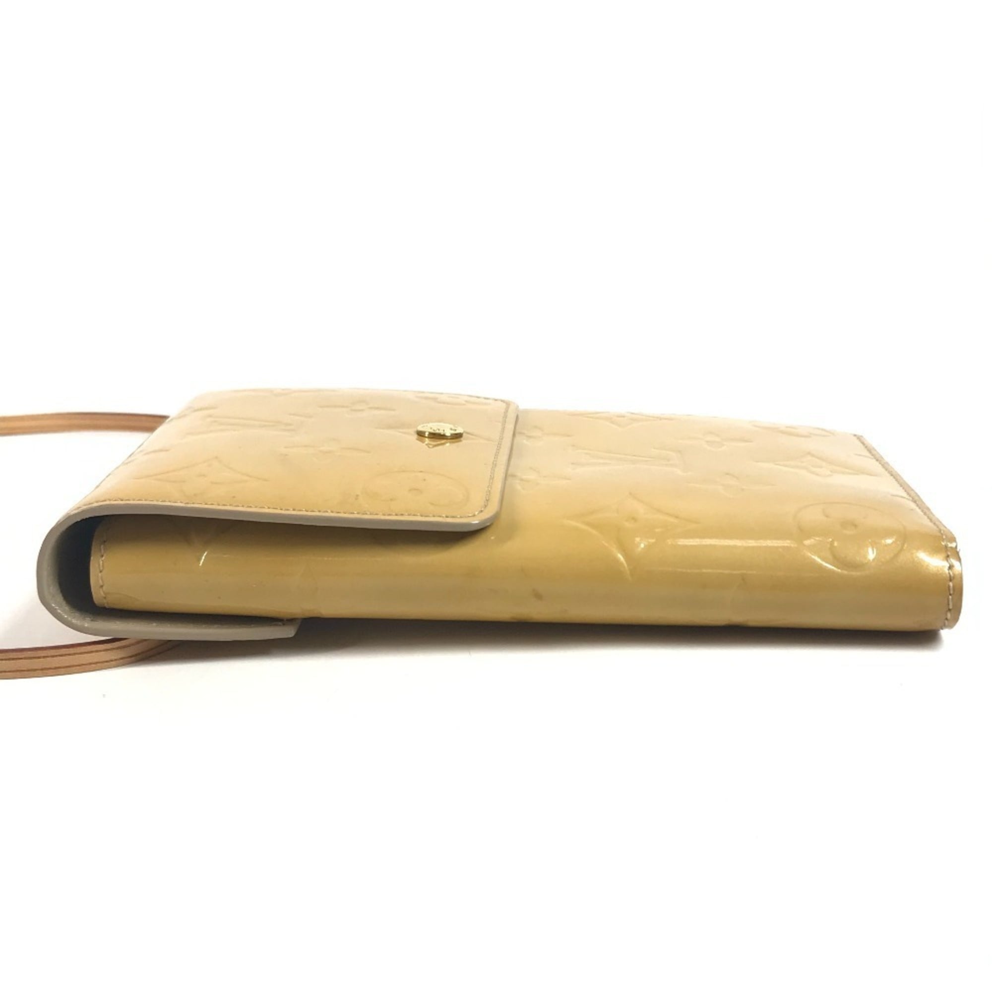 Louis Vuitton Beige Monogram Vernis Pochette Shoulder Bag (Pre-Owned)