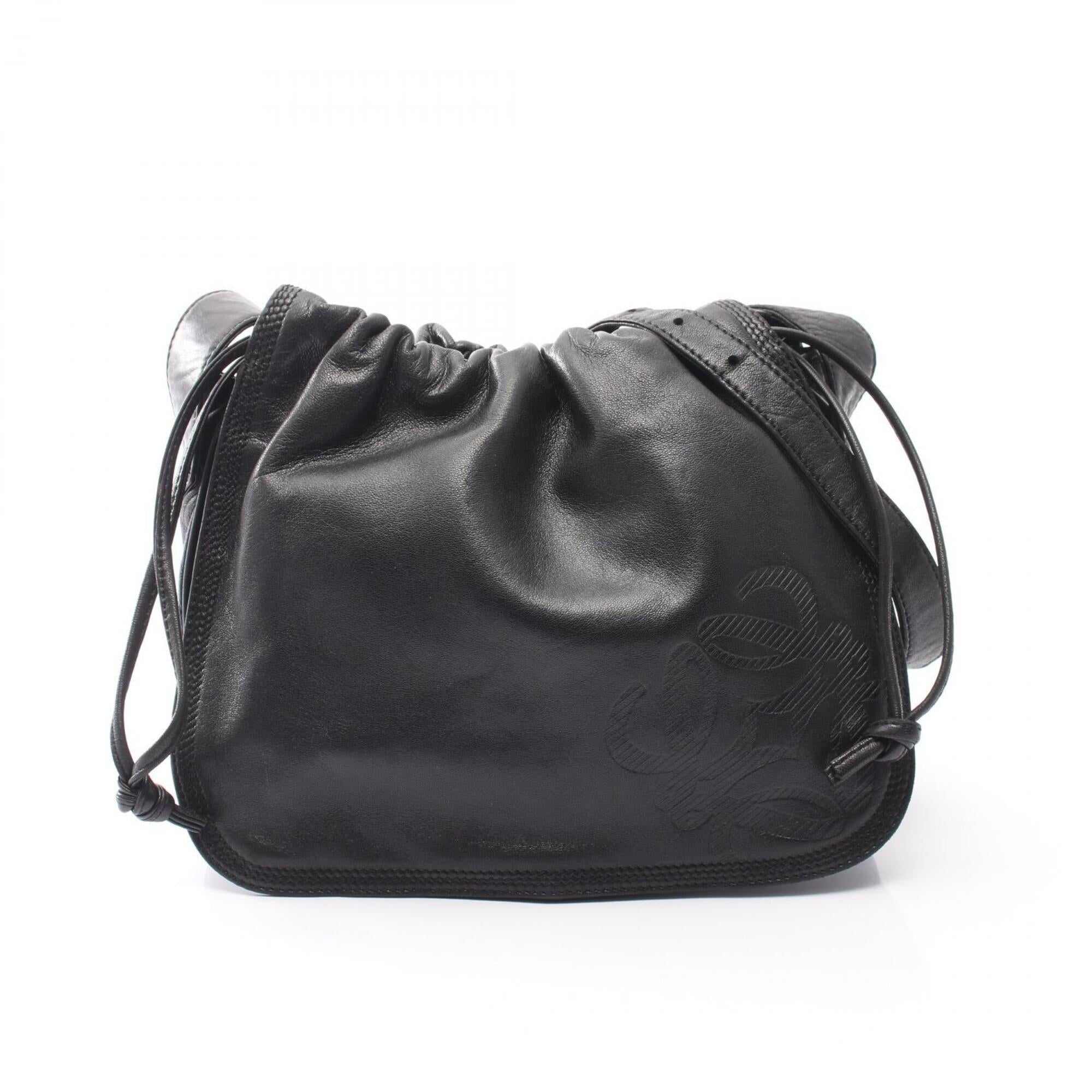 Loewe Black Leather Handbag Shoulder Bag (Pre-Owned)
