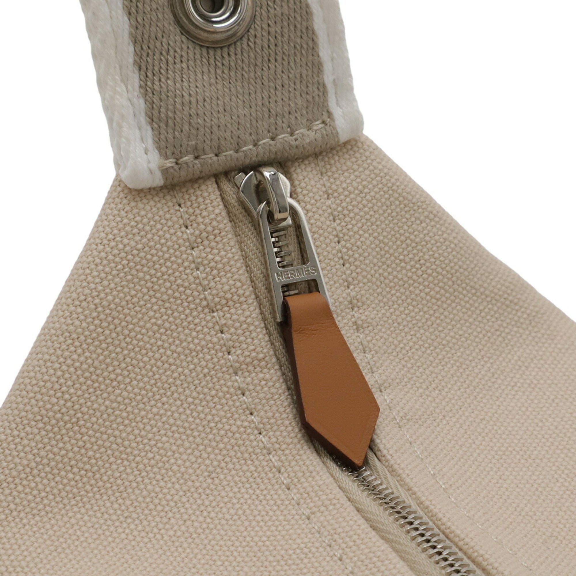 Hermes Natural Canvas Handbag (Pre-Owned)