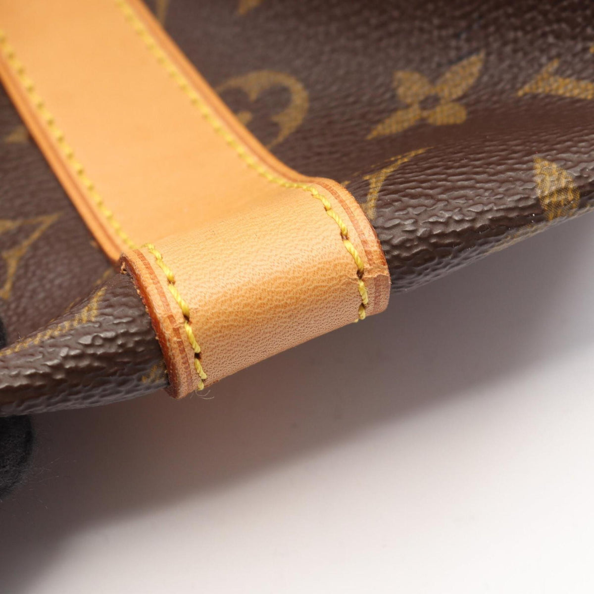 Louis Vuitton Brown Coated Canvas Leather Boston Bag Handbag (Pre-Owned)