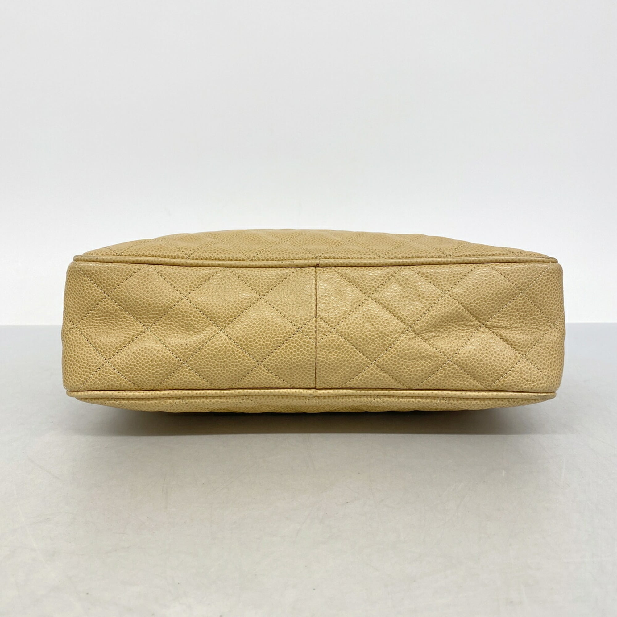 Chanel Beige Grained Calfskin Shoulder Bag (Pre-Owned)
