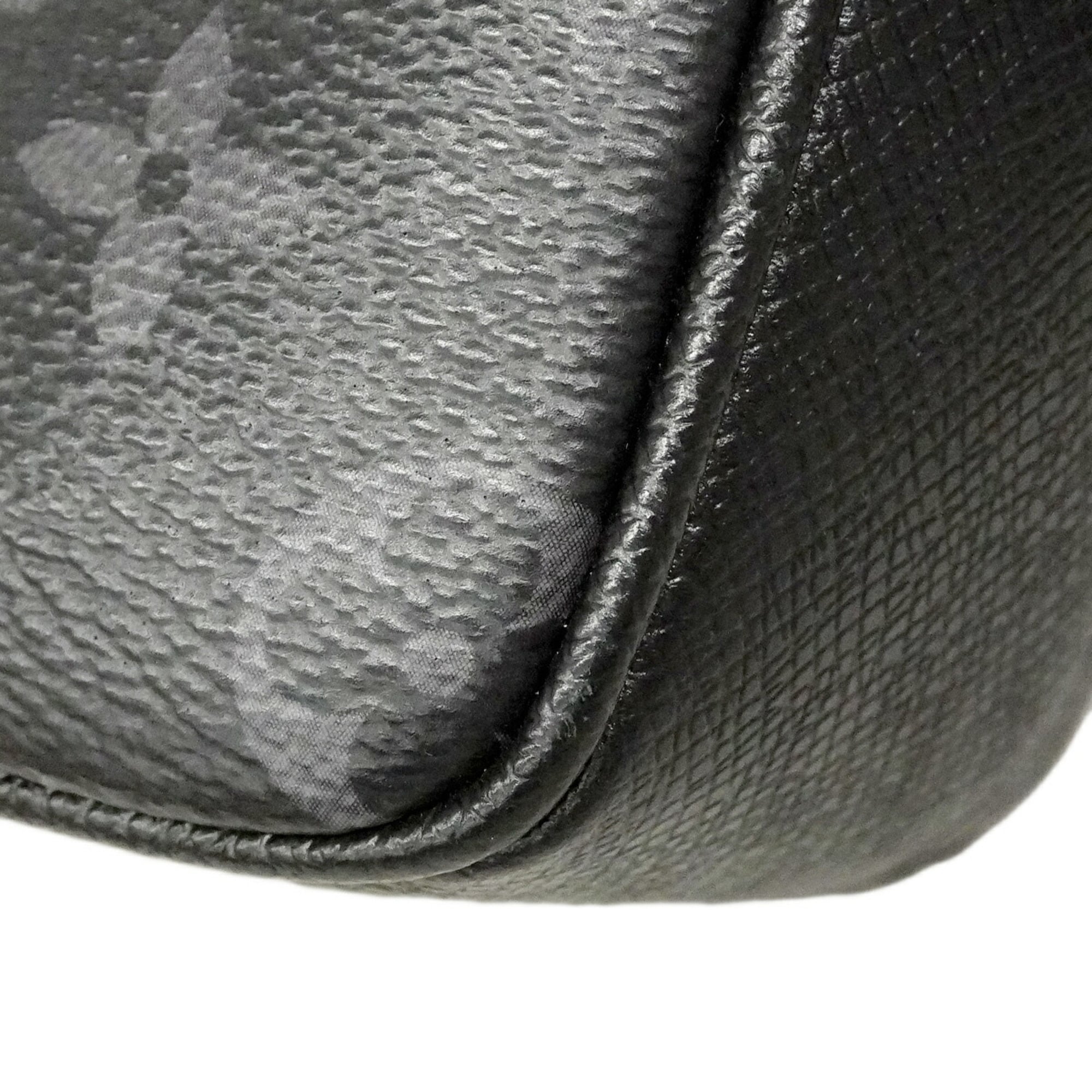 Louis Vuitton Black Shoulder Bag (Pre-Owned)