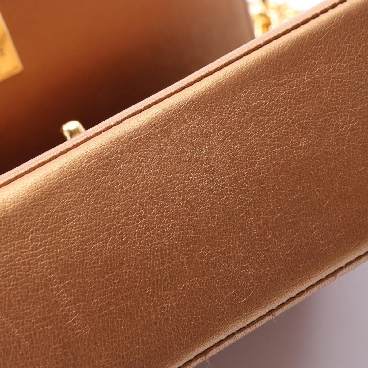 Chanel Brown Leather Handbag Shoulder Bag (Pre-Owned)
