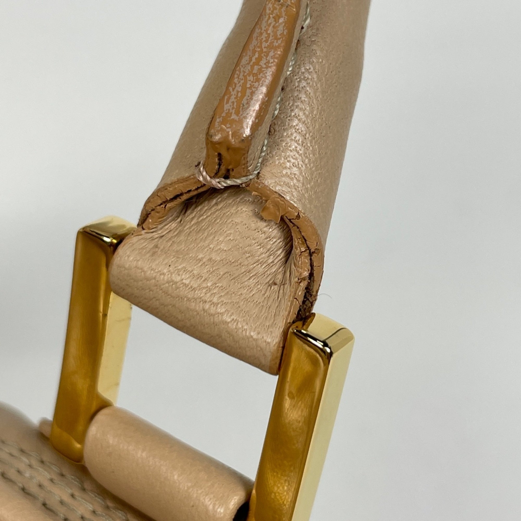 Loewe Beige Leather Handbag (Pre-Owned)