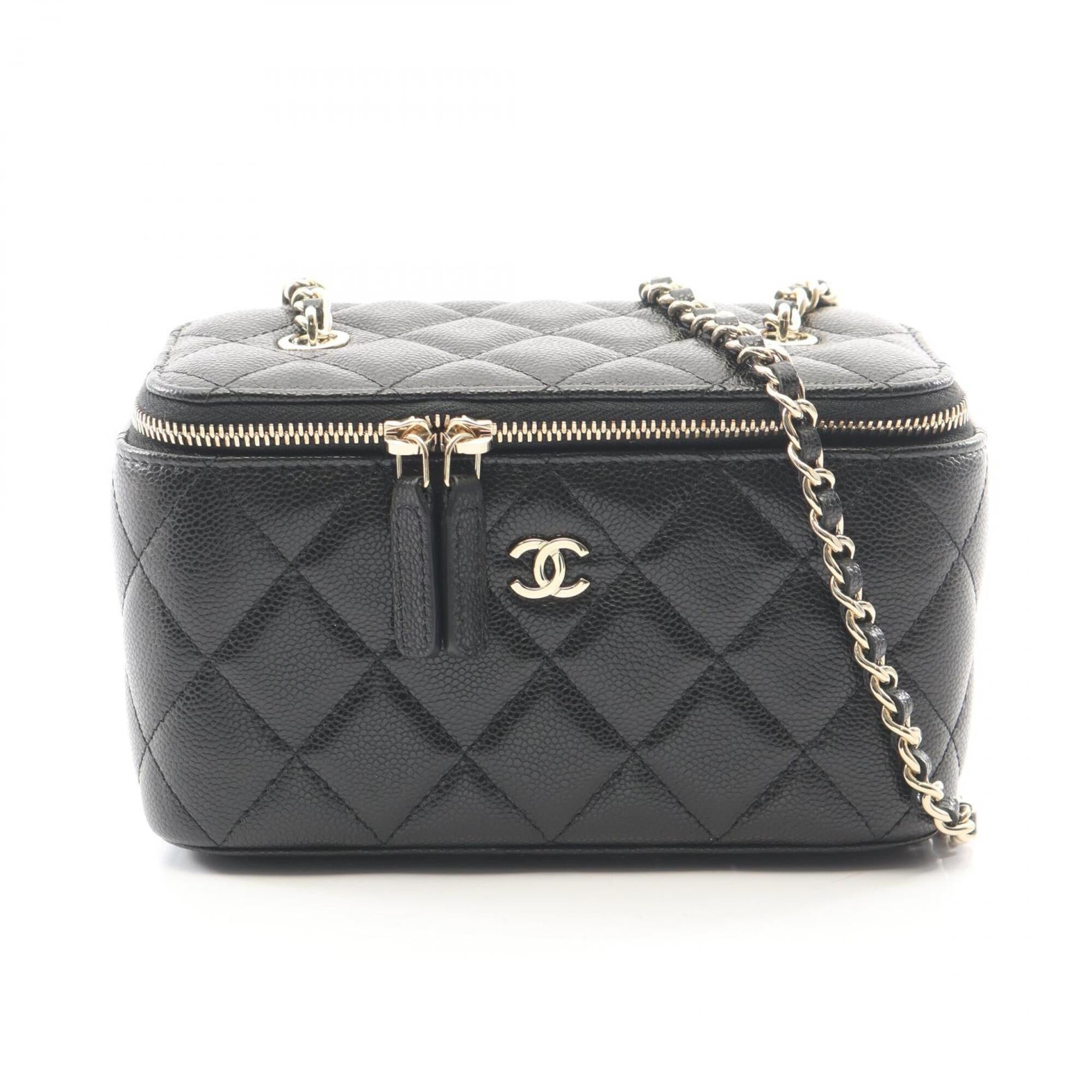 Chanel Matelasse Black Grained Calfskin Handbag Shoulder Bag (Pre-Owned)