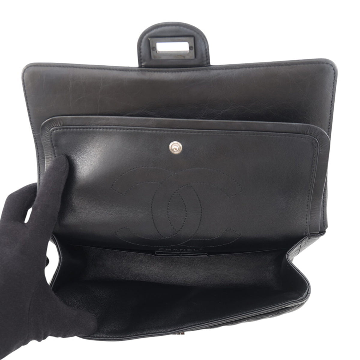 Chanel Black Handbag Shoulder Bag (Pre-Owned)