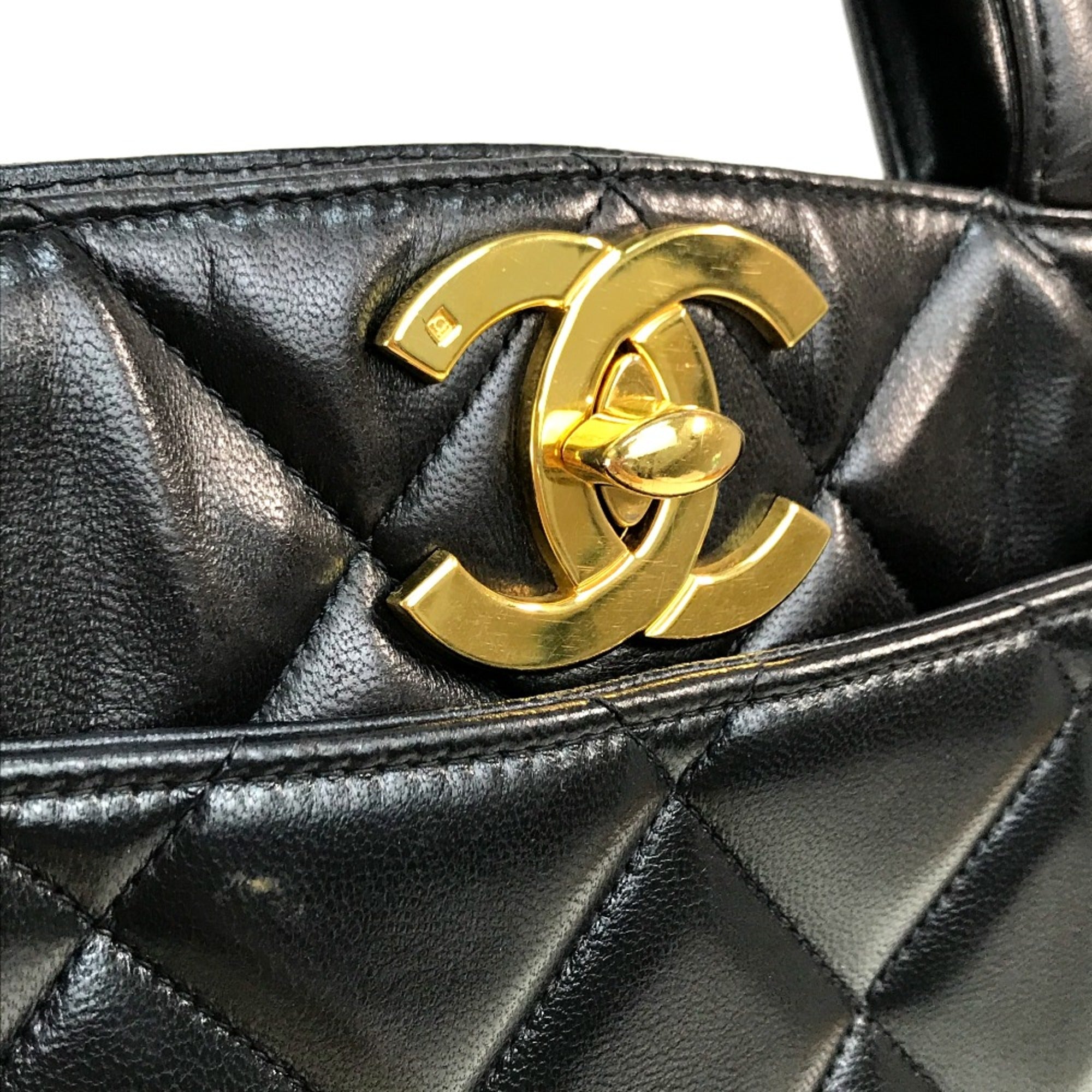 Chanel Black Leather Tote Bag (Pre-Owned)