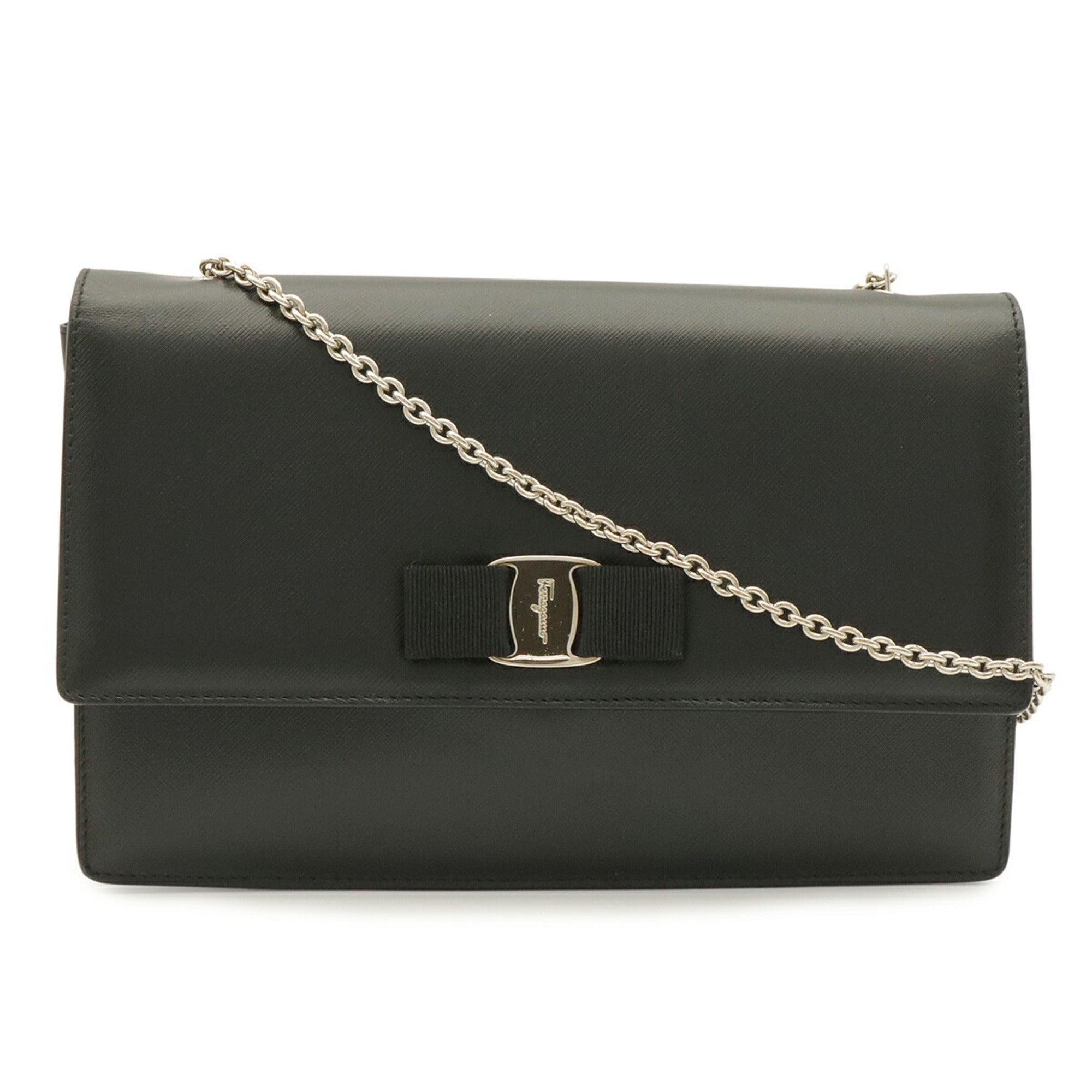 Salvatore Ferragamo Vara Black Leather Shoulder Bag (Pre-Owned)