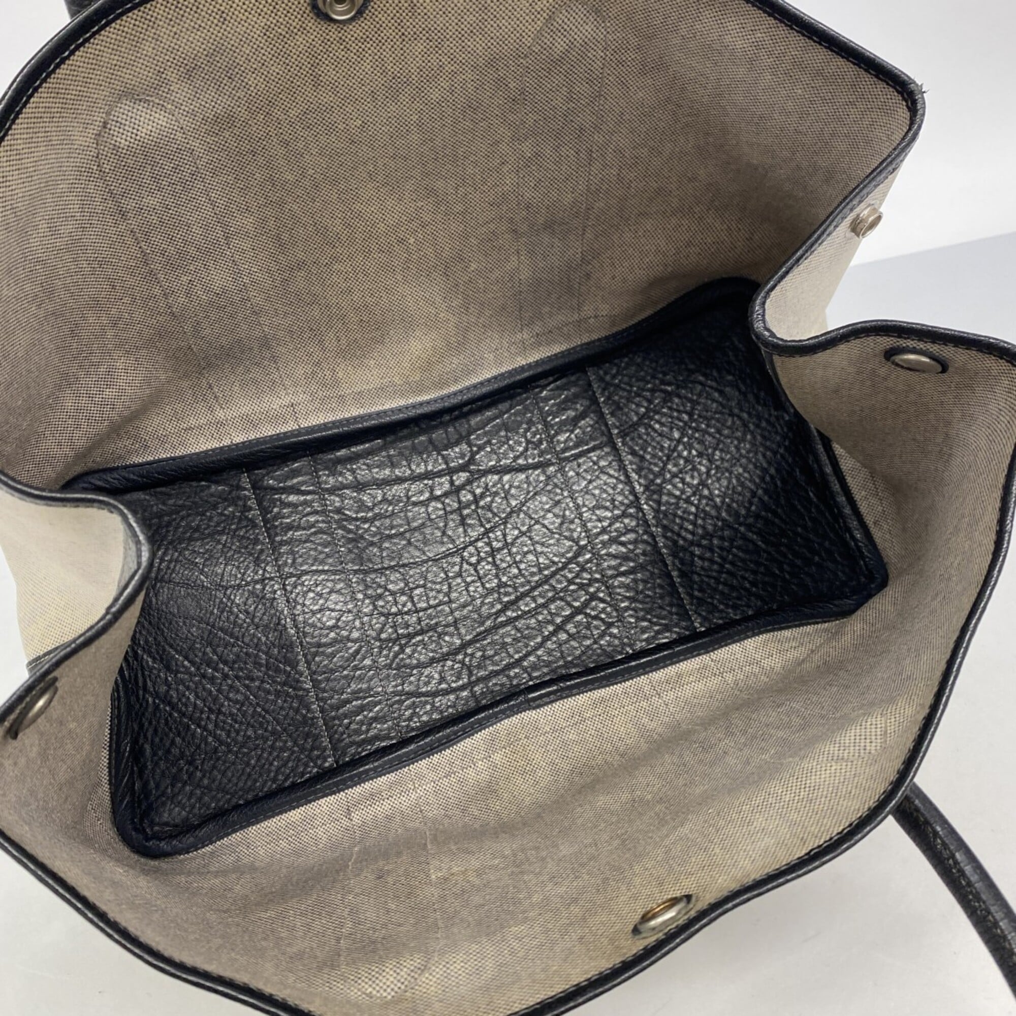 Hermes Black Toile H Tote Bag (Pre-Owned)