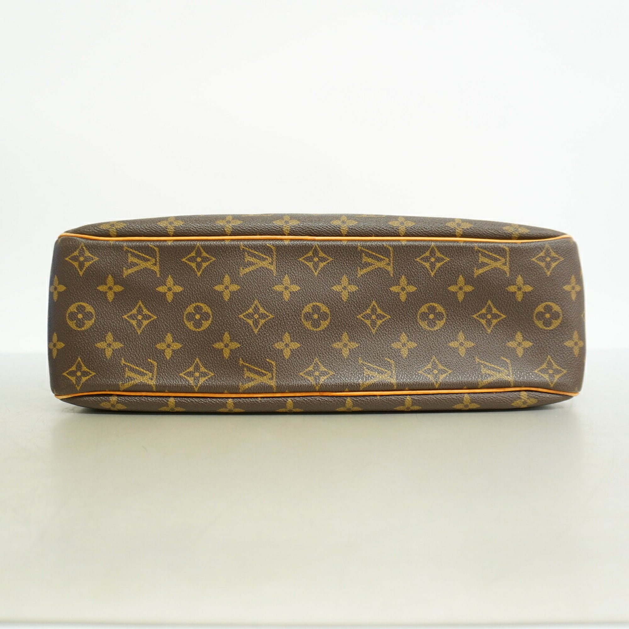 Louis Vuitton Brown Shoulder Bag (Pre-Owned)