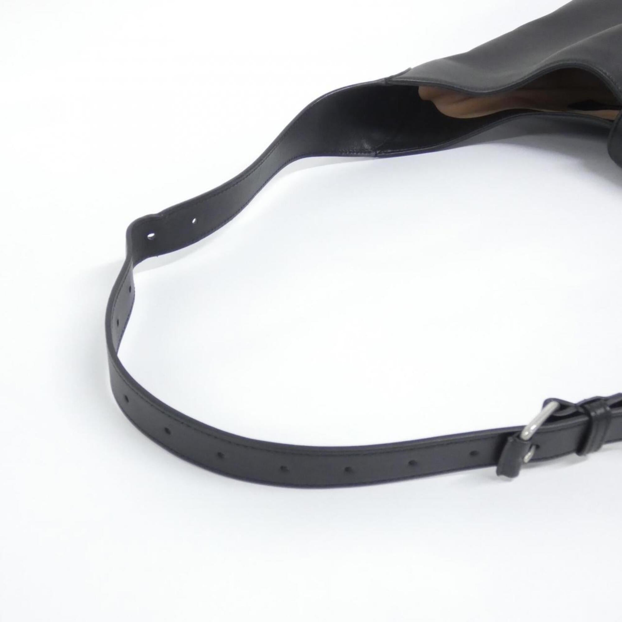 Gucci Black Leather Shoulder Bag (Pre-Owned)