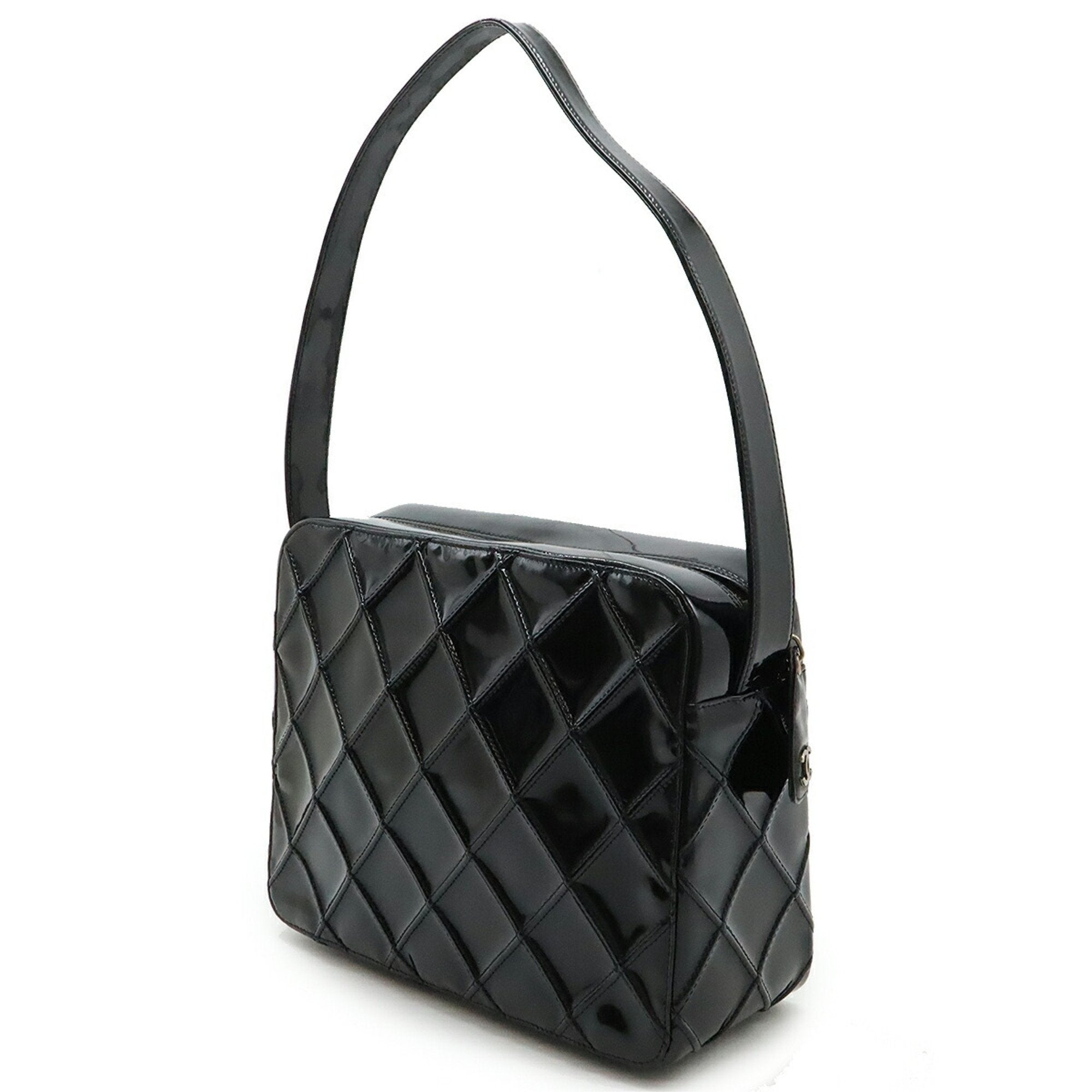 Chanel Black Leather Shoulder Bag (Pre-Owned)