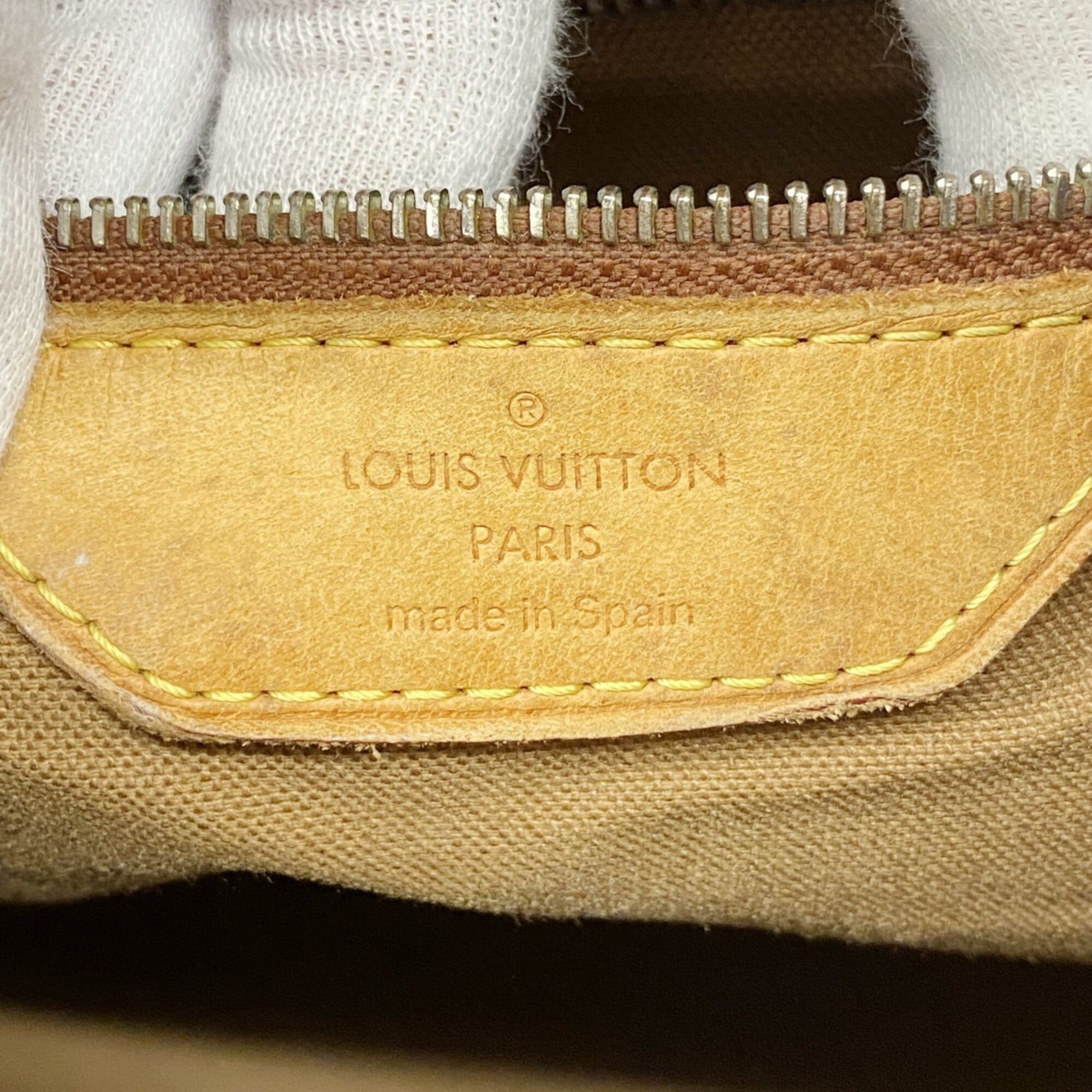 Louis Vuitton Brown Tote Bag (Pre-Owned)