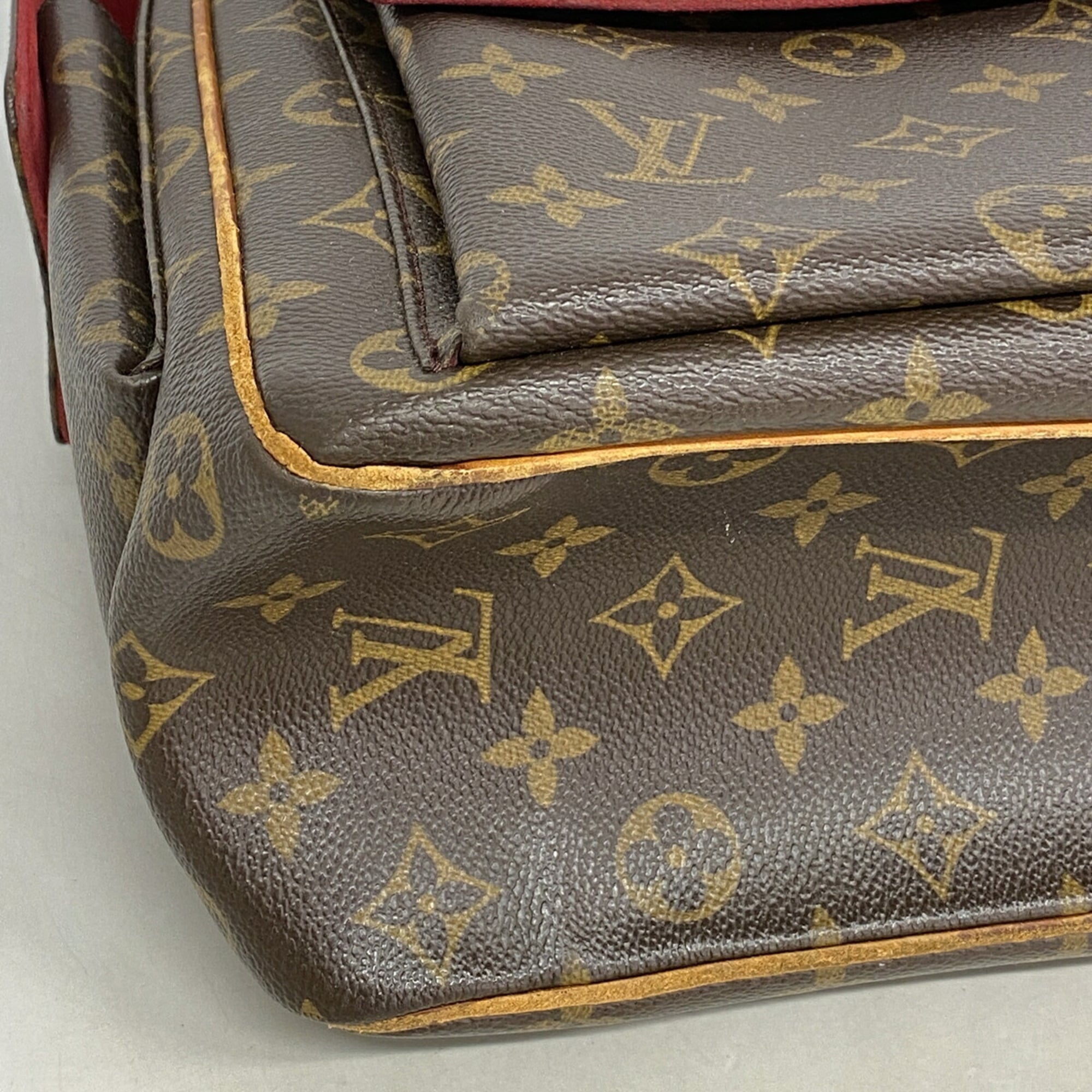 Louis Vuitton Brown Tote Bag (Pre-Owned)