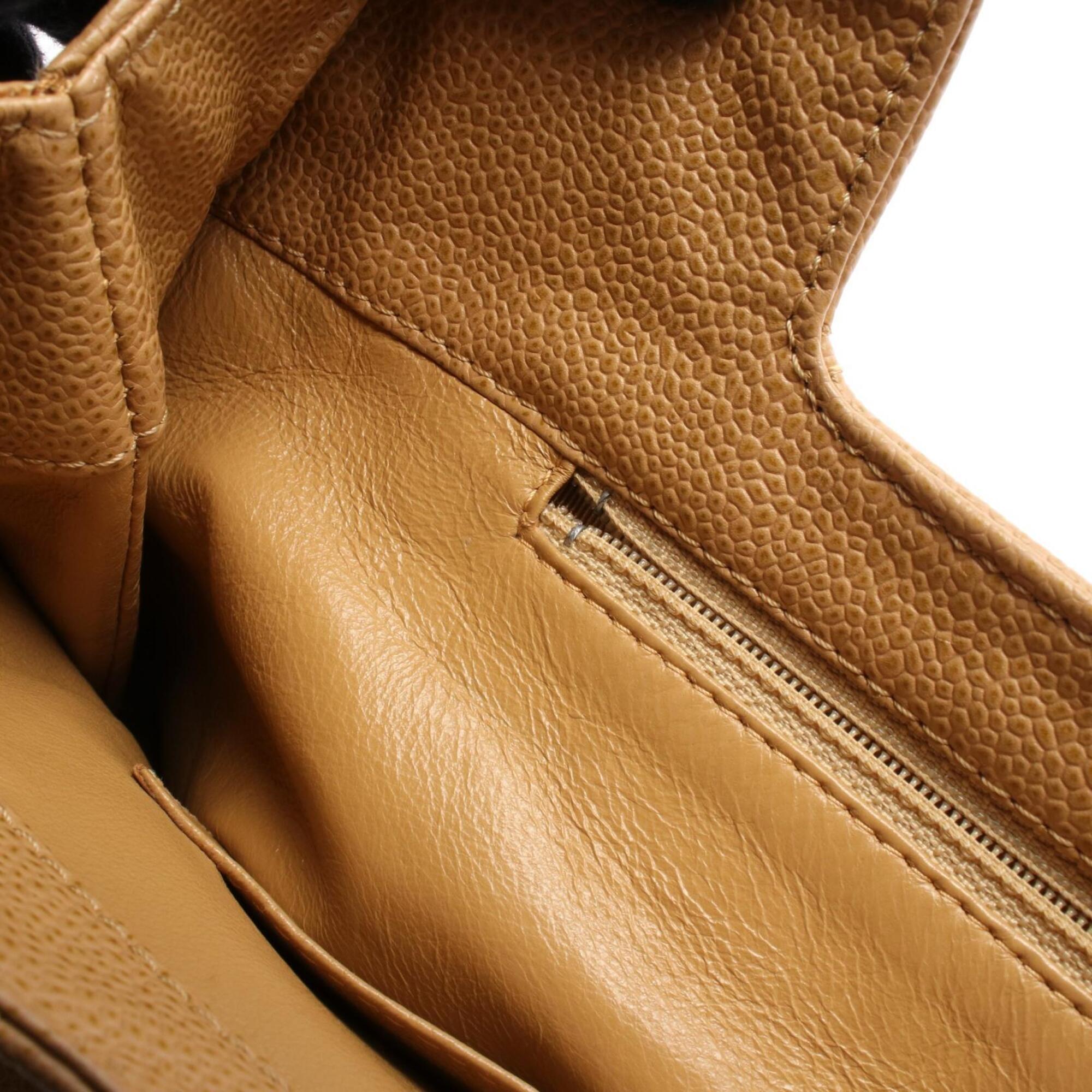 Chanel Beige Leather Handbag (Pre-Owned)