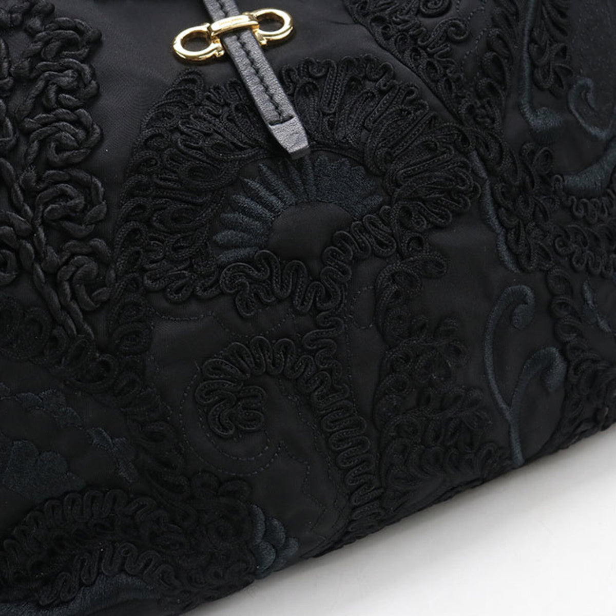 Salvatore Ferragamo Black Nylon Tote Bag (Pre-Owned)