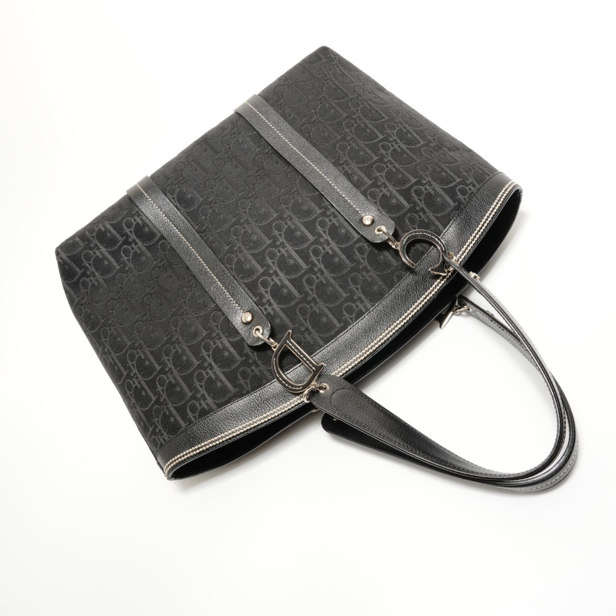 Christian Dior Black Canvas Handbag (Pre-Owned)