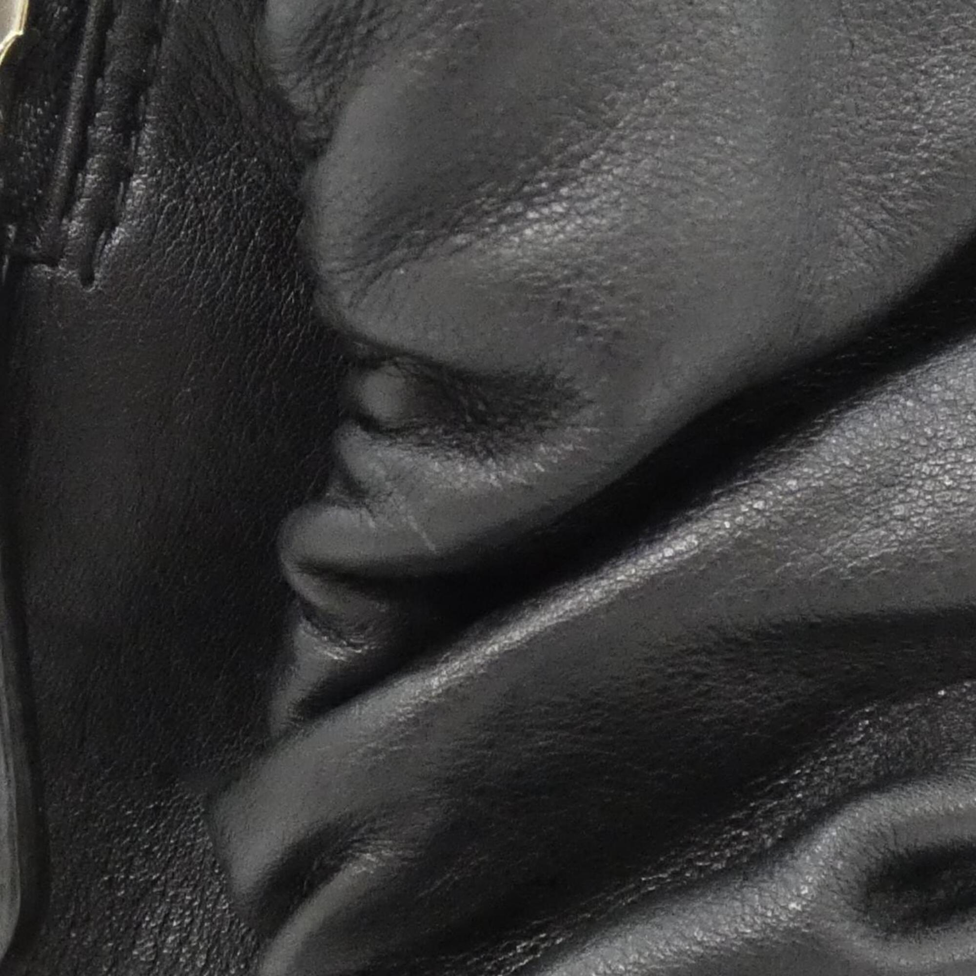 Christian Dior Black Leather Handbag (Pre-Owned)