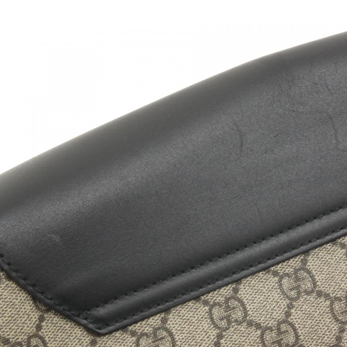 Gucci Beige Black Gg Supreme Leather Shoulder Bag (Pre-Owned)