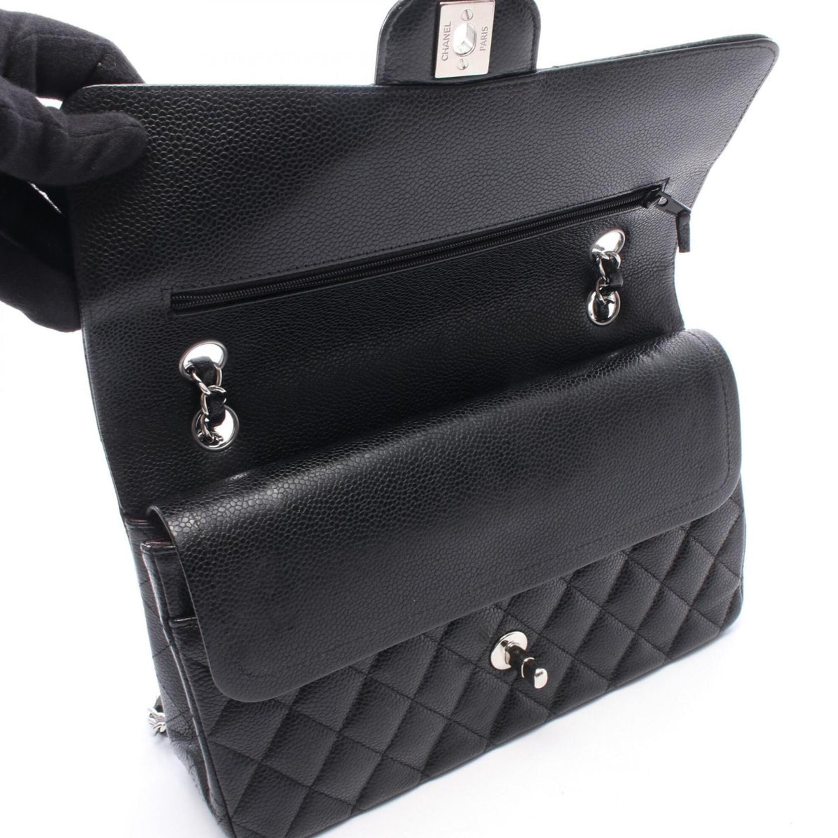 Chanel Black Grained Calfskin Handbag Shoulder Bag (Pre-Owned)