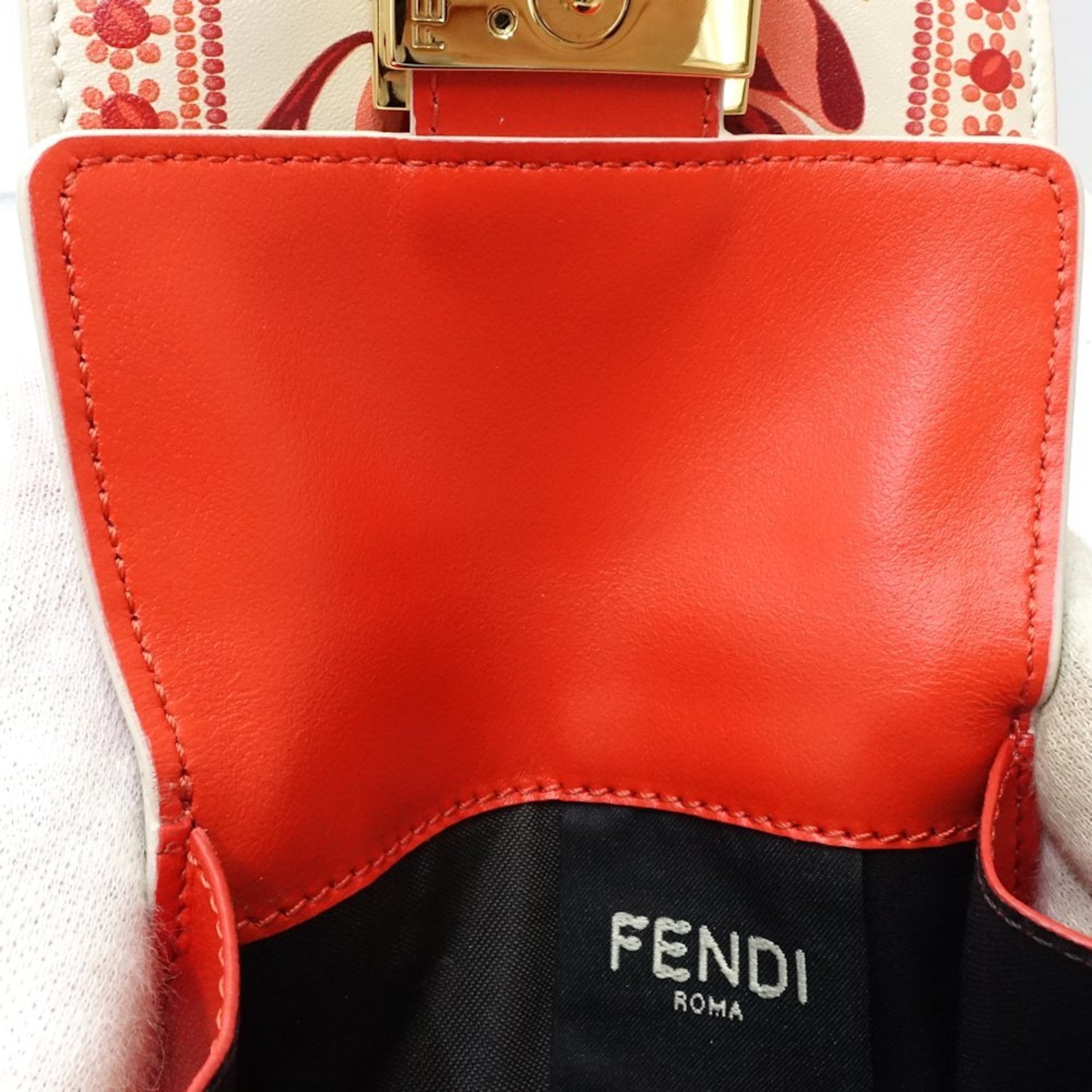 Fendi Ivory Red Color Leather Wallet (Tri-Fold) (Pre-Owned)