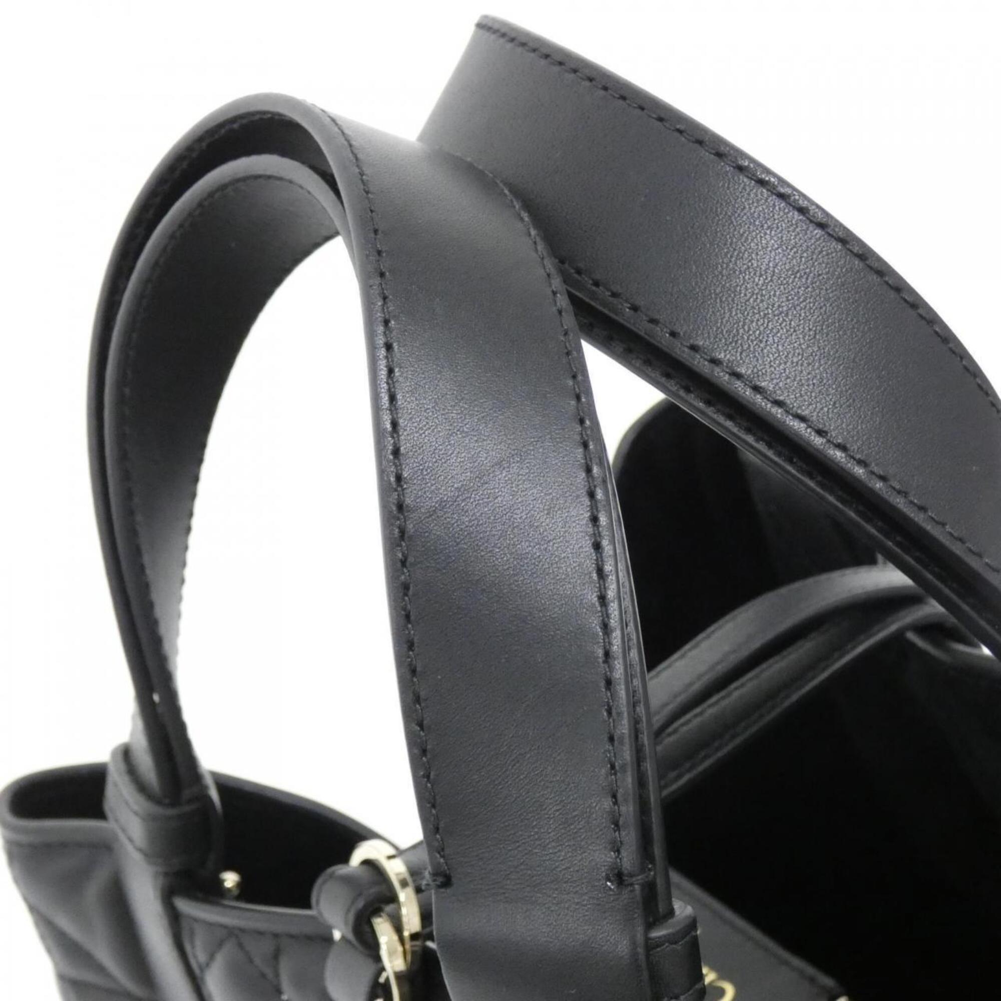Christian Dior Black Leather Handbag (Pre-Owned)