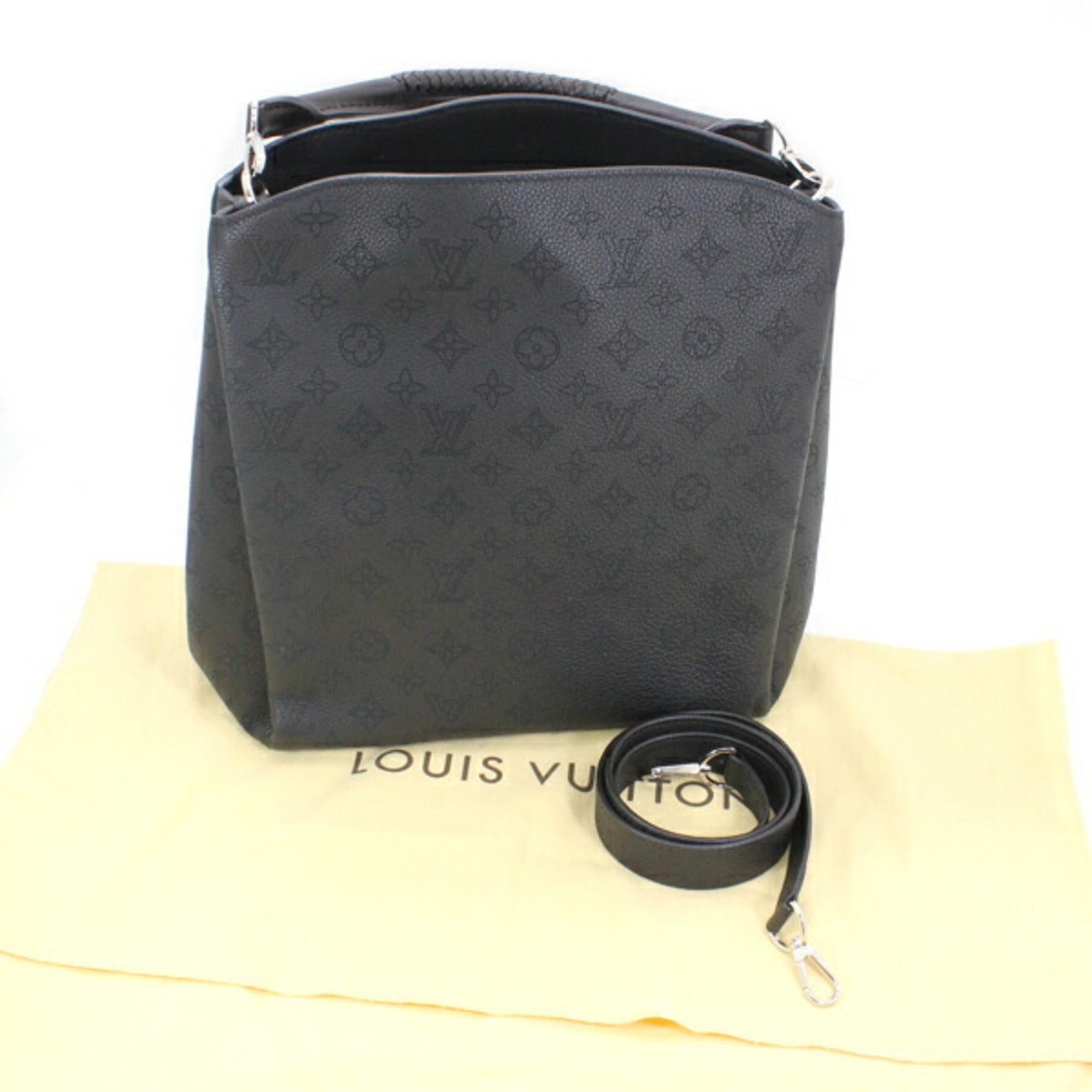 Louis Vuitton Black Mahina Leather Handbag Shoulder Bag (Pre-Owned)