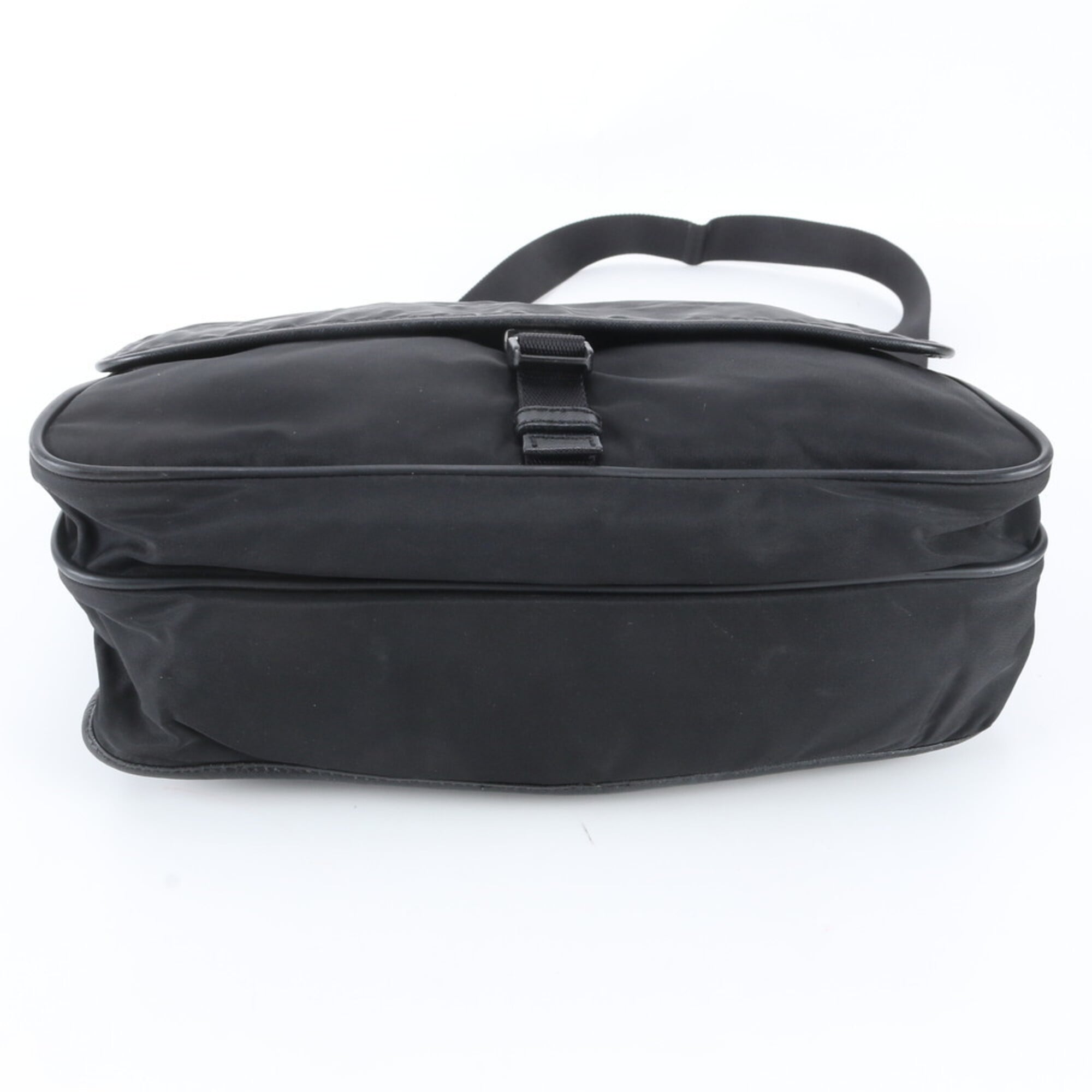 Prada Black Nylon Leather Messenger Bag Shoulder Bag (Pre-Owned)