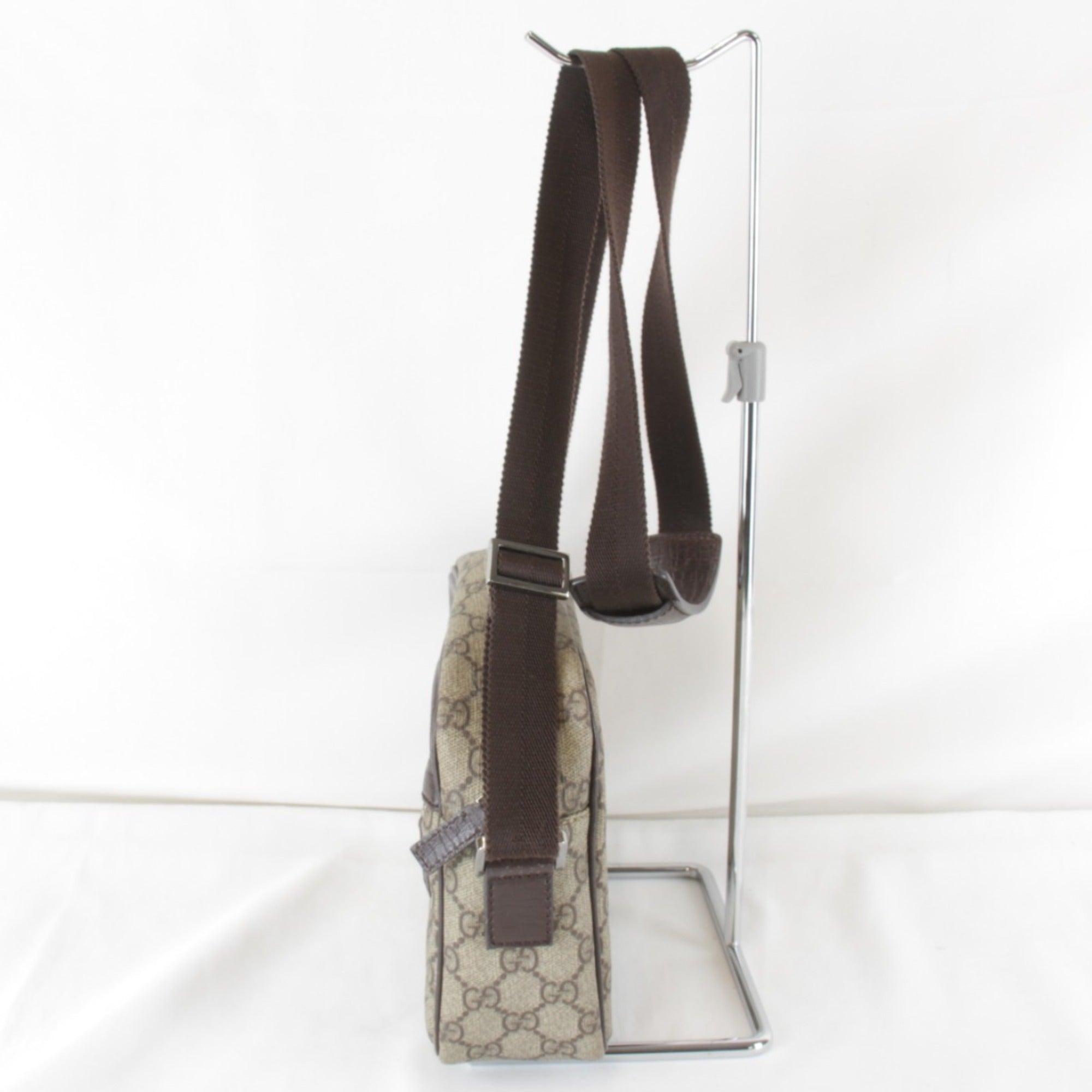 Gucci Beige Gg Supreme Shoulder Bag (Pre-Owned)