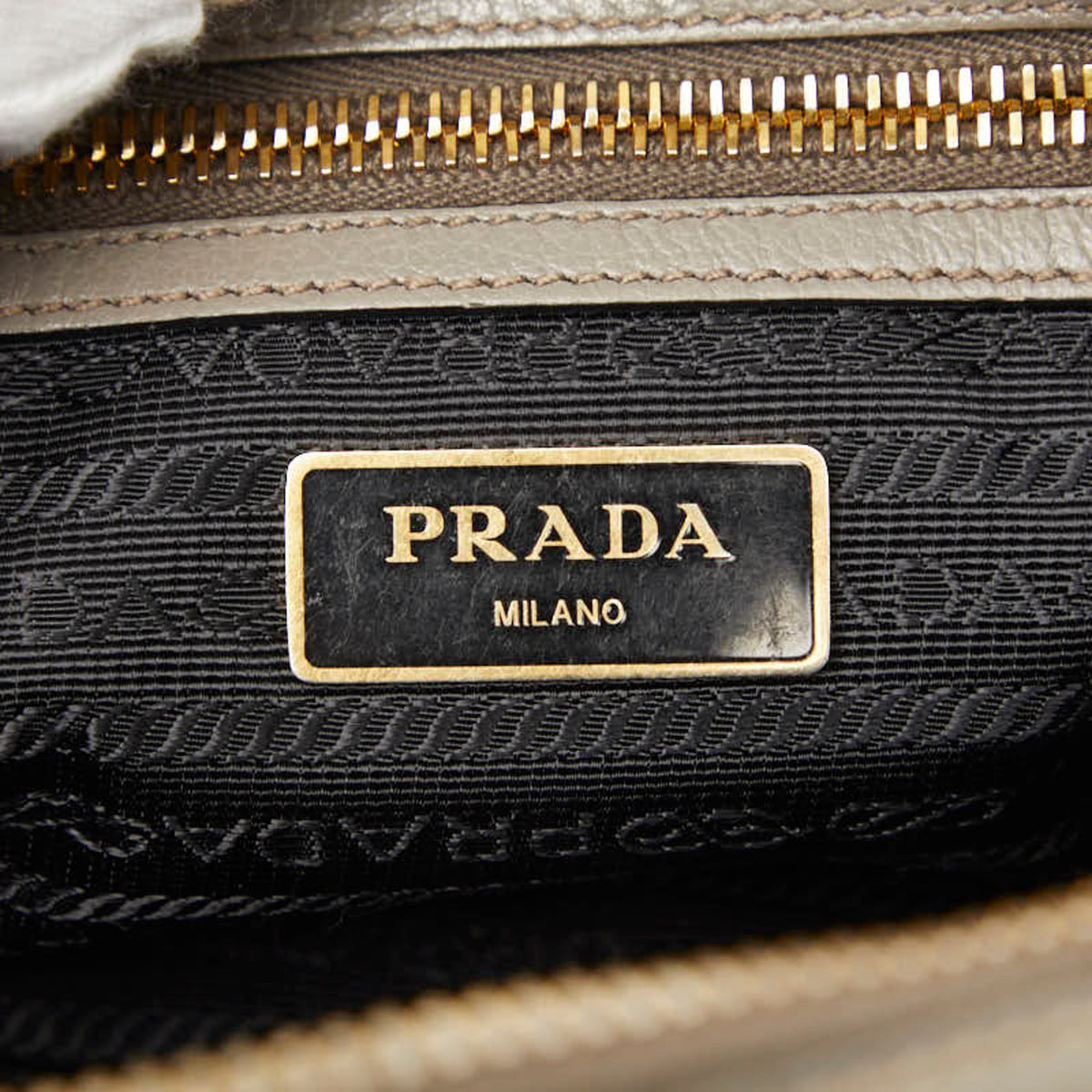 Prada Gray Leather Shoulder Bag (Pre-Owned)