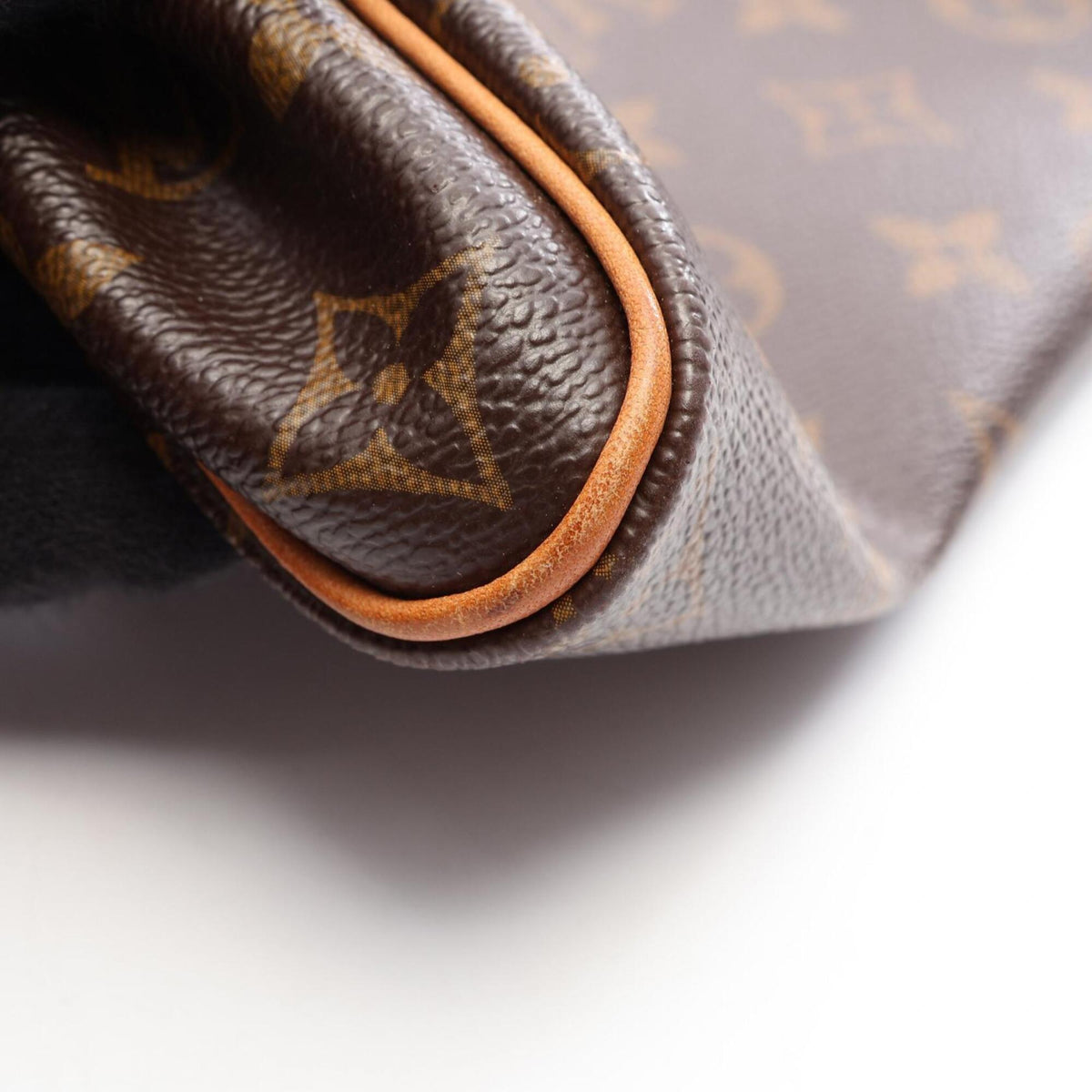 Louis Vuitton Brown Monogram Coated Canvas Leather Monogram Handbag Shoulder Bag (Pre-Owned)