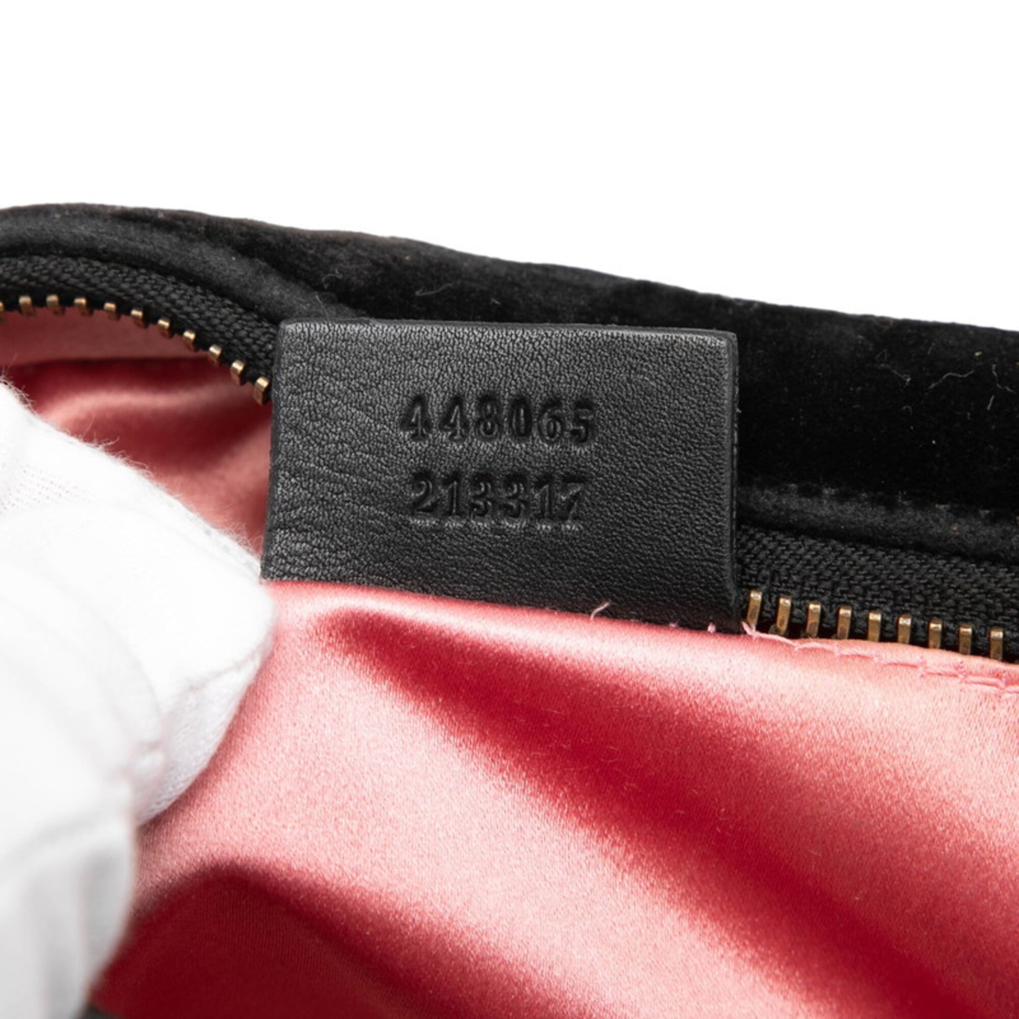 Gucci Black Velvet Leather Shoulder Bag (Pre-Owned)