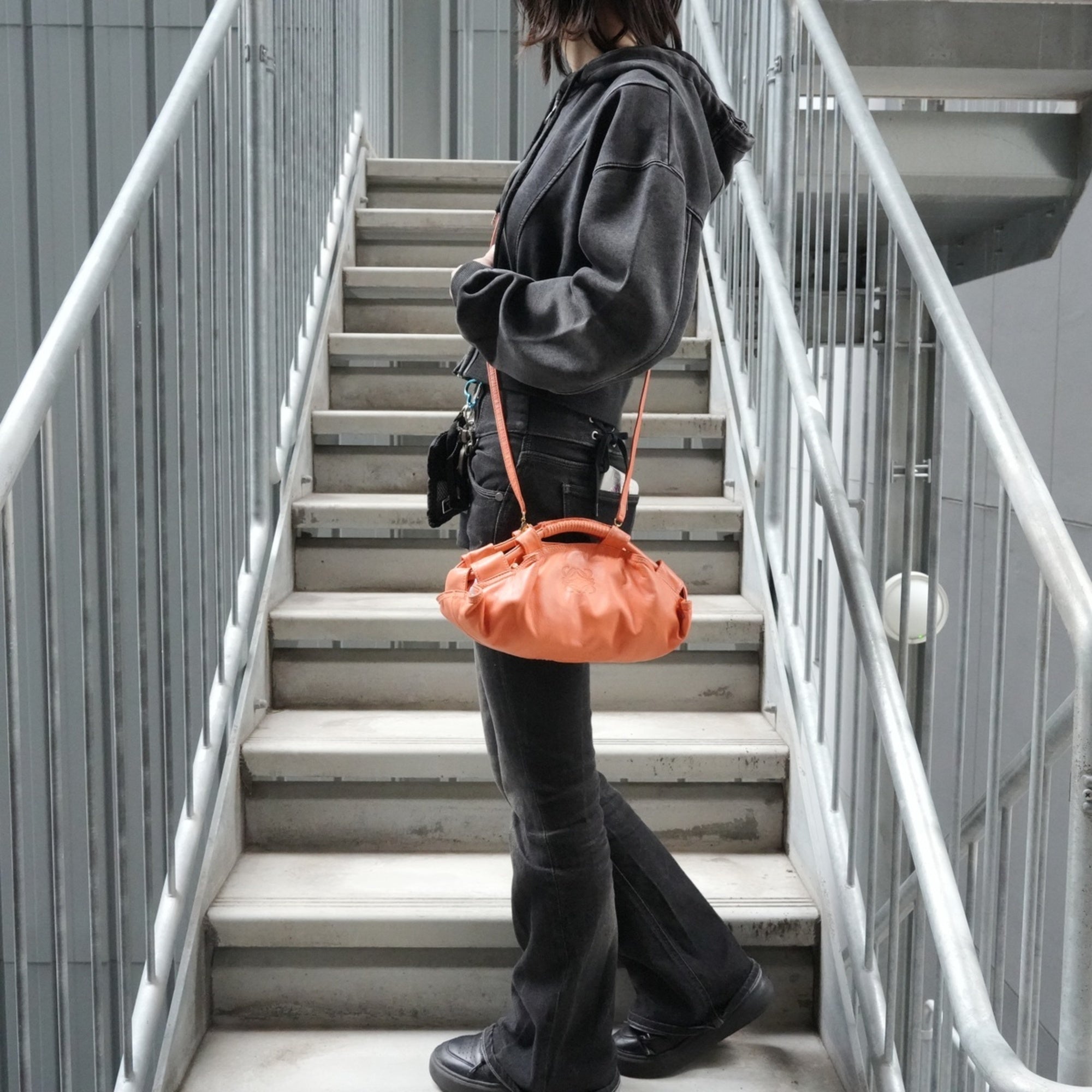 Loewe Orange Leather Shoulder Bag (Pre-Owned)