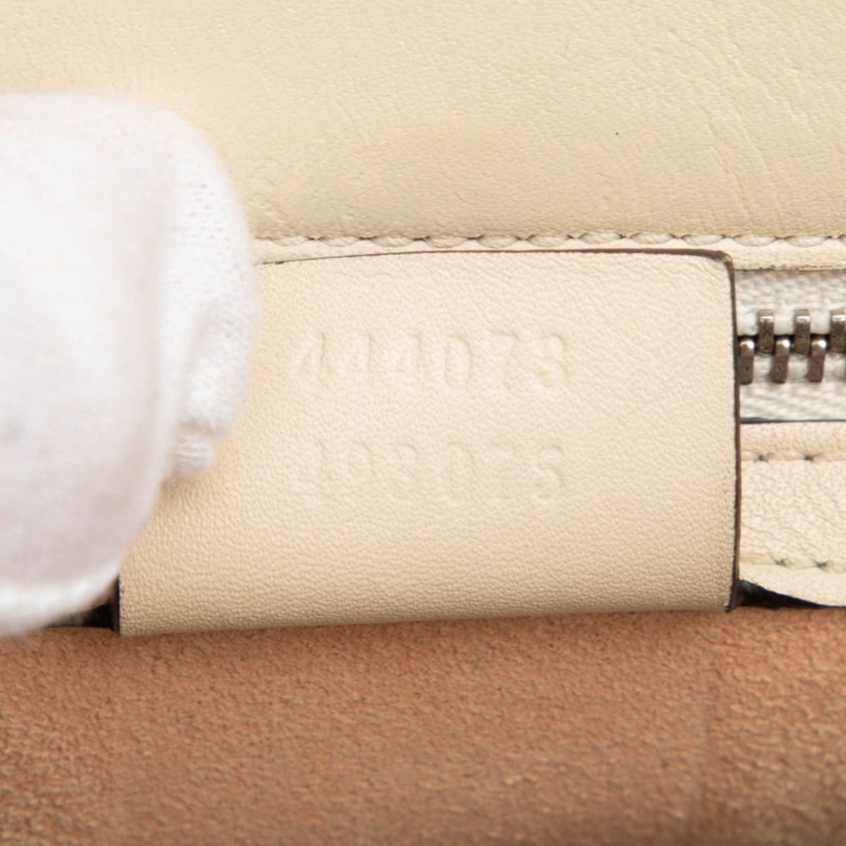 Gucci White Leather Handbag Shoulder Bag (Pre-Owned)