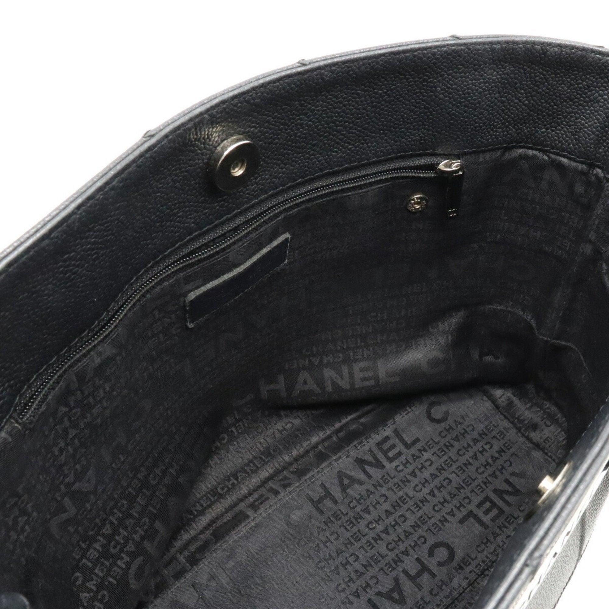 Chanel Black Leather Tote Bag (Pre-Owned)
