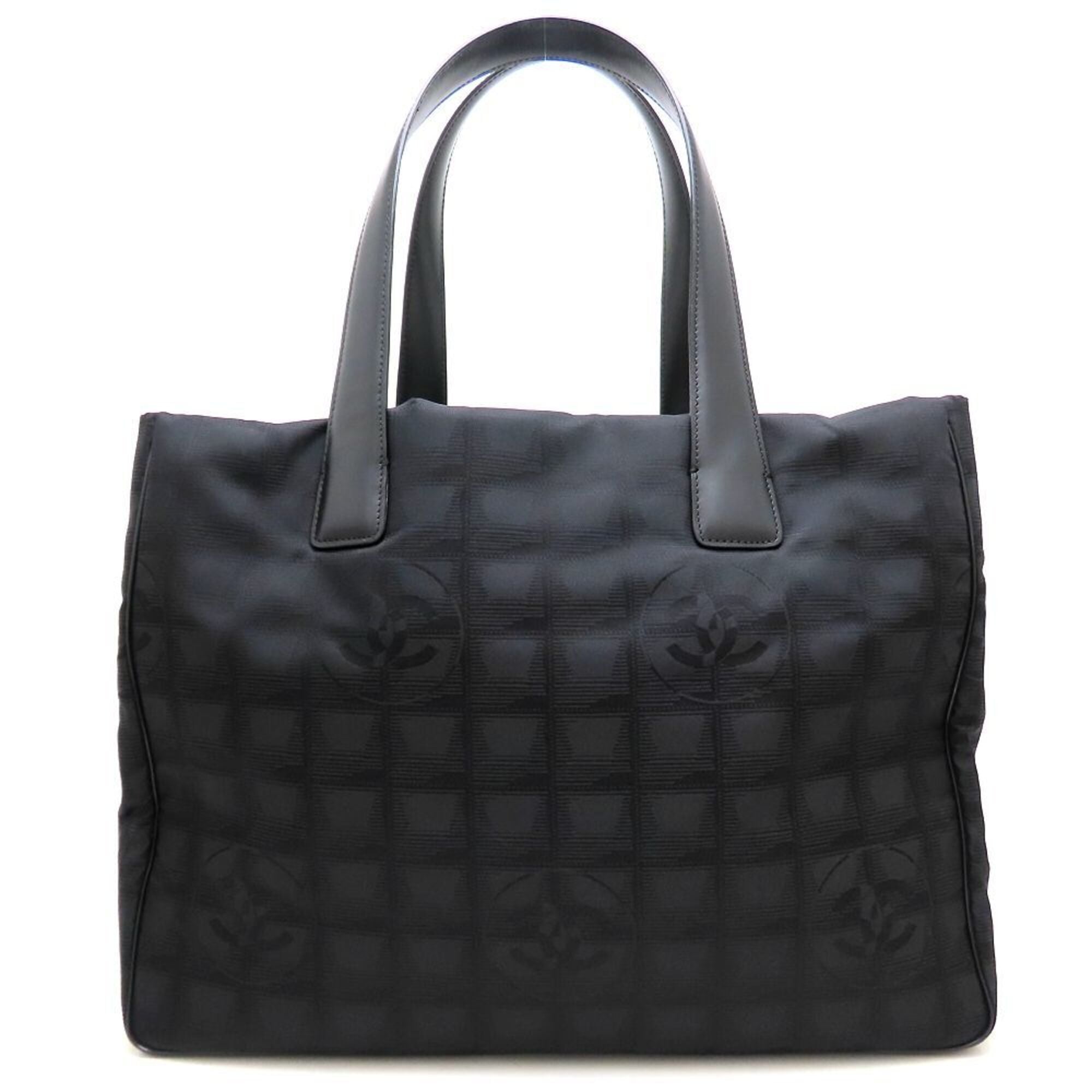 Chanel Black Nylon Leather Tote Bag (Pre-Owned)