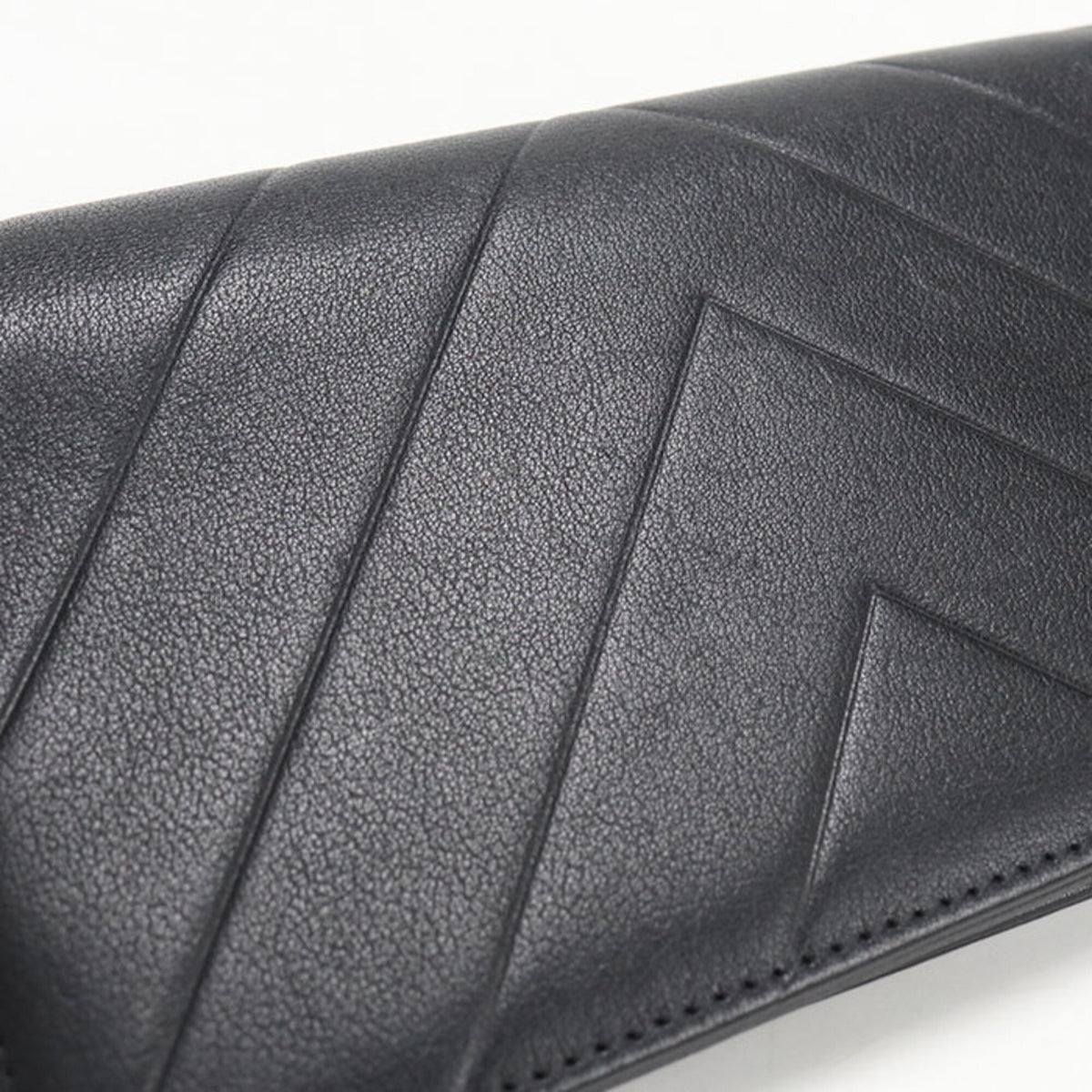 Chanel Black Leather Long Wallet (Bi-Fold) (Pre-Owned)