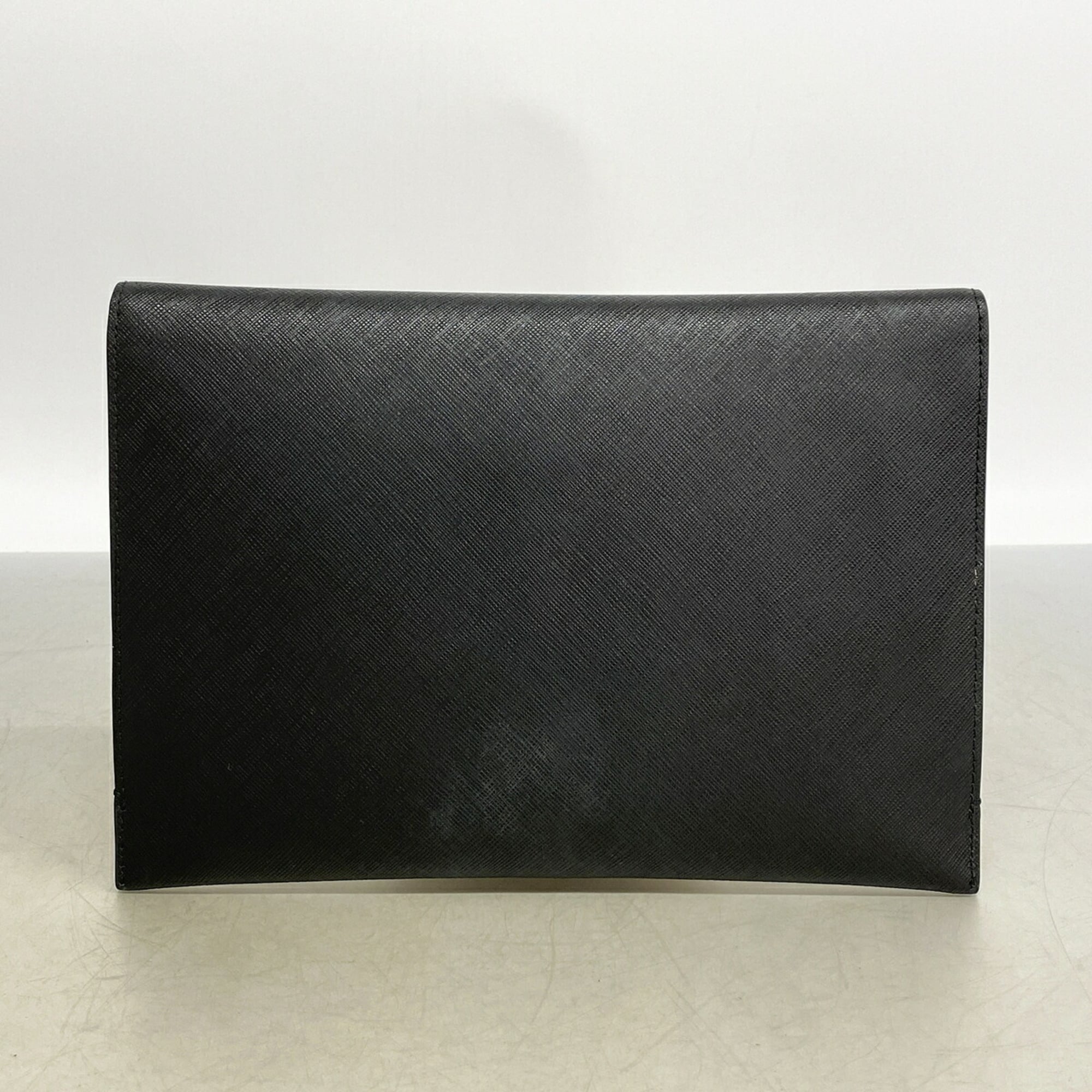 Salvatore Ferragamo Black Leather Clutch Bag (Pre-Owned)