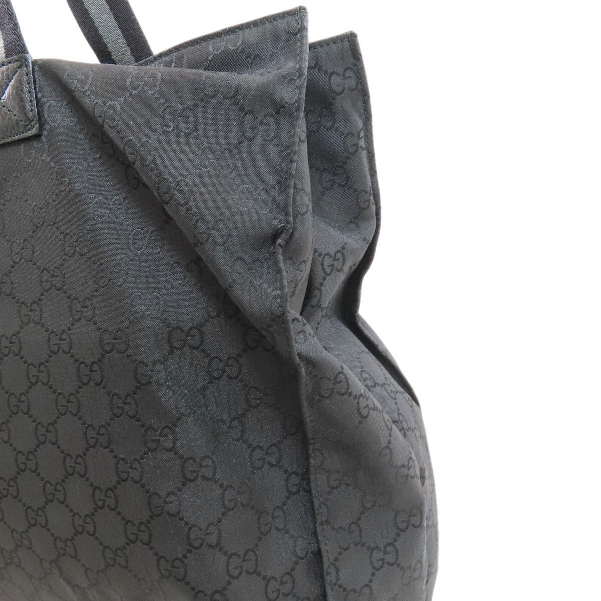 Gucci Black Nylon Tote Bag (Pre-Owned)
