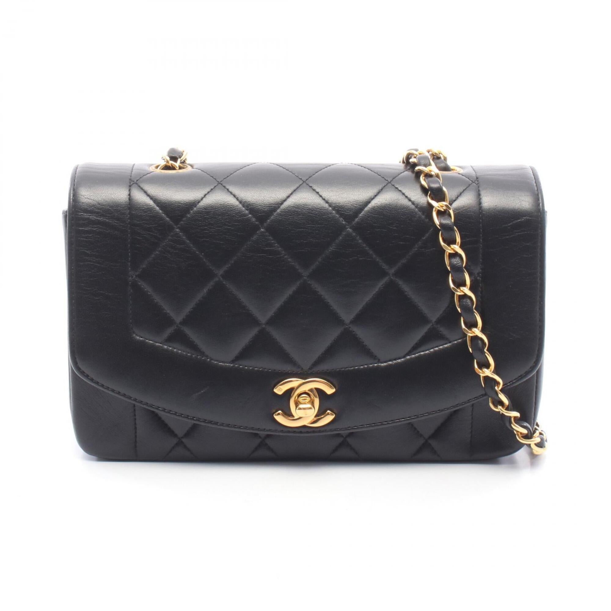 Chanel Black Leather Handbag Shoulder Bag (Pre-Owned)