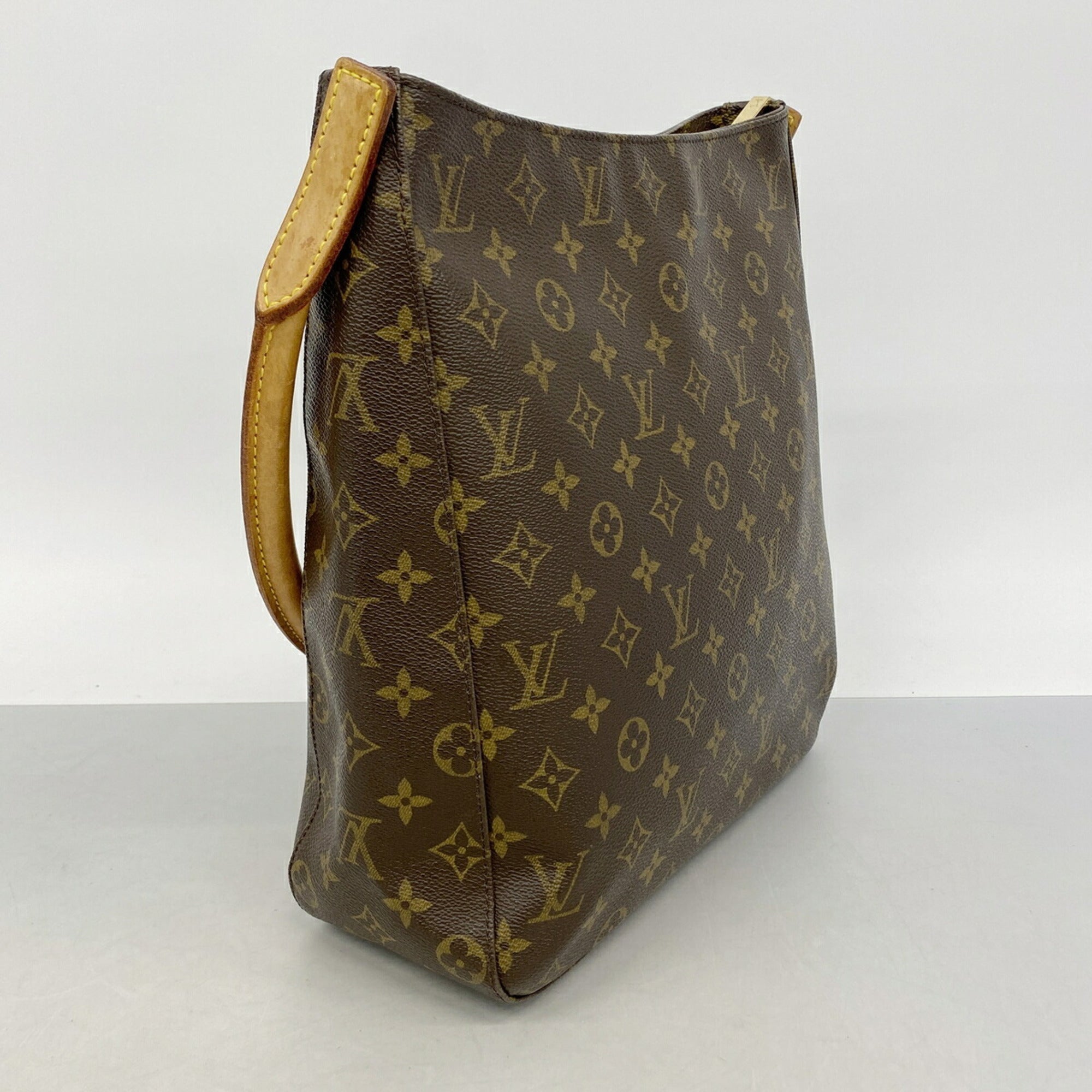 Louis Vuitton Brown Shoulder Bag (Pre-Owned)