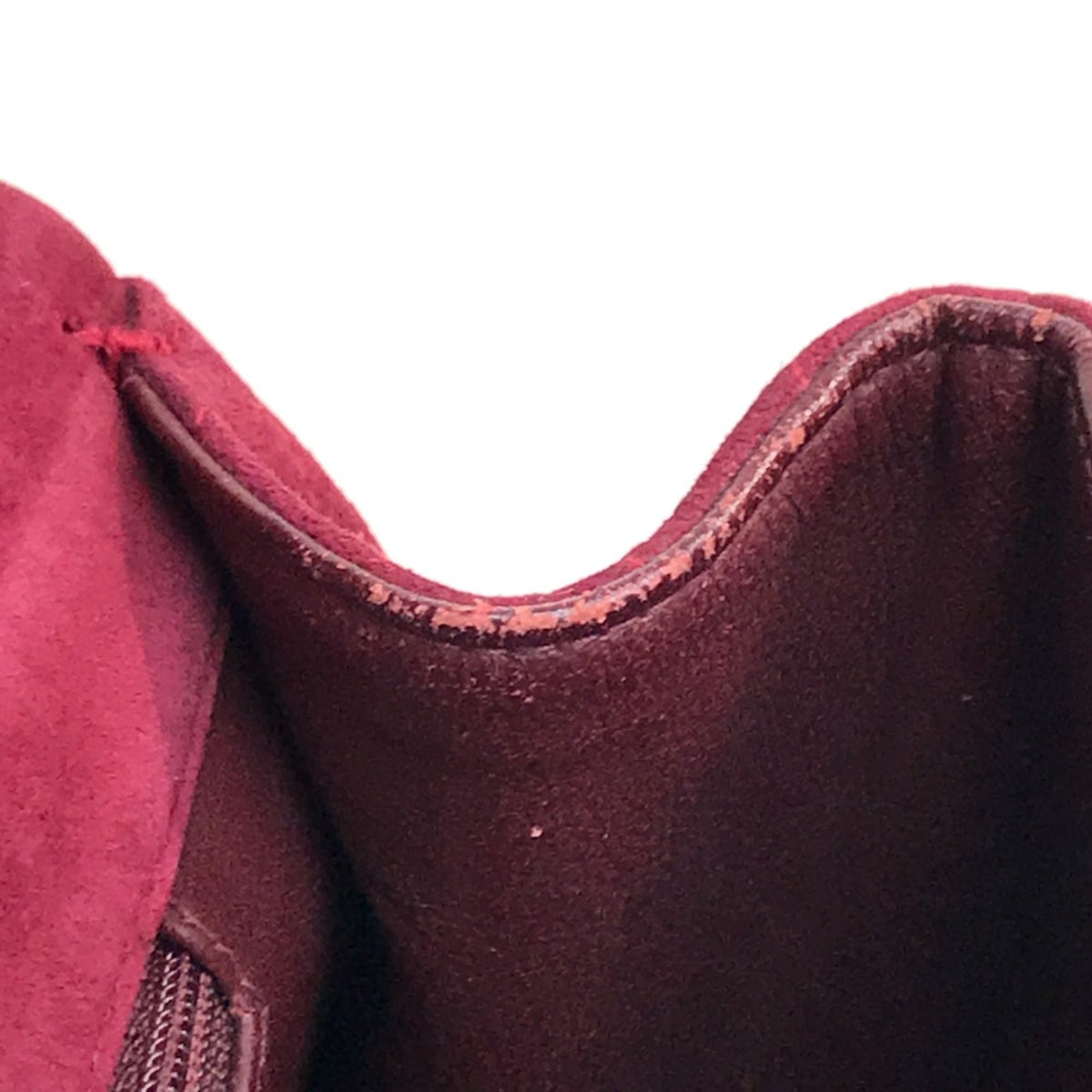 Chanel Red Leather Shoulder Bag (Pre-Owned)