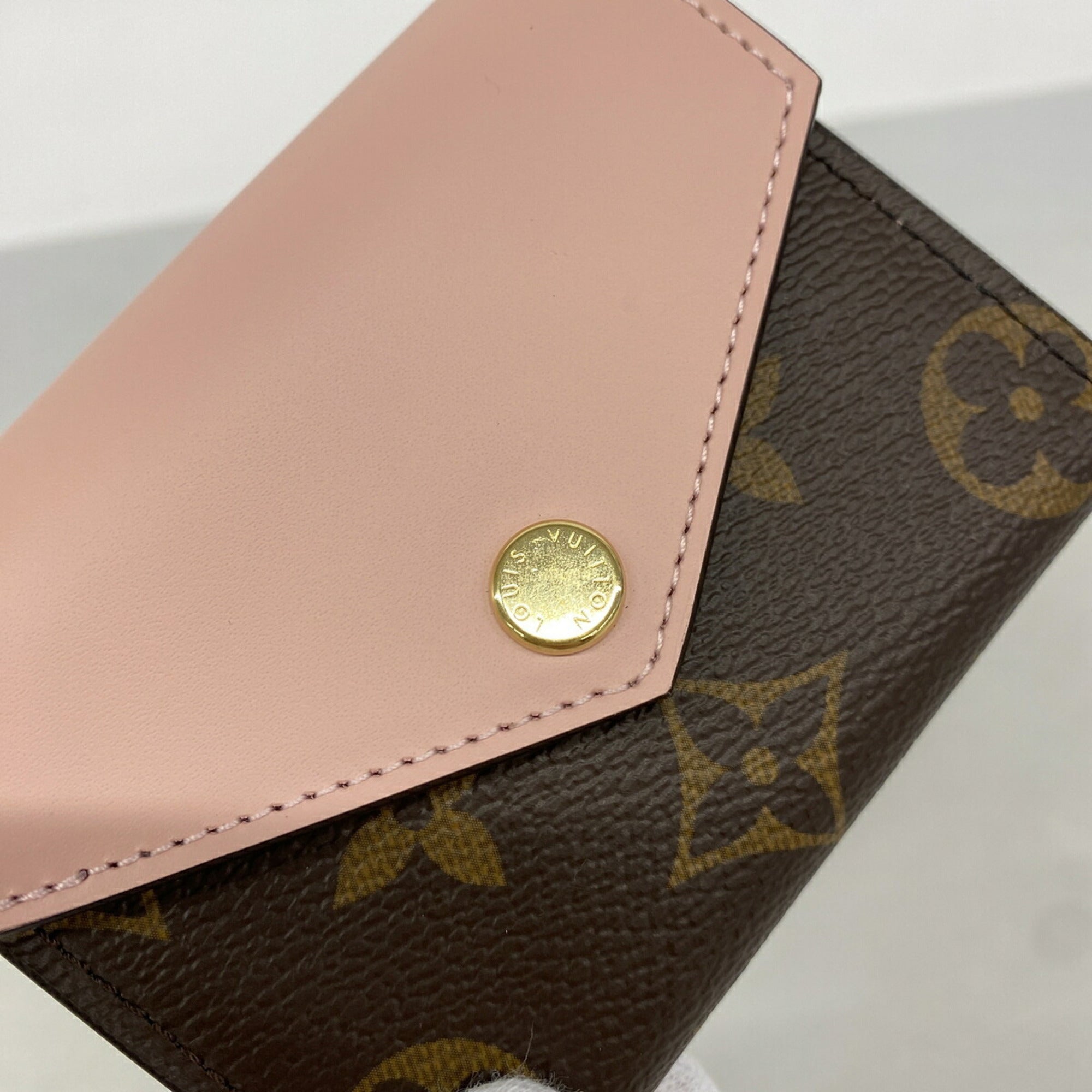 Louis Vuitton Rose Ballerine Wallet (Tri-Fold) (Pre-Owned)