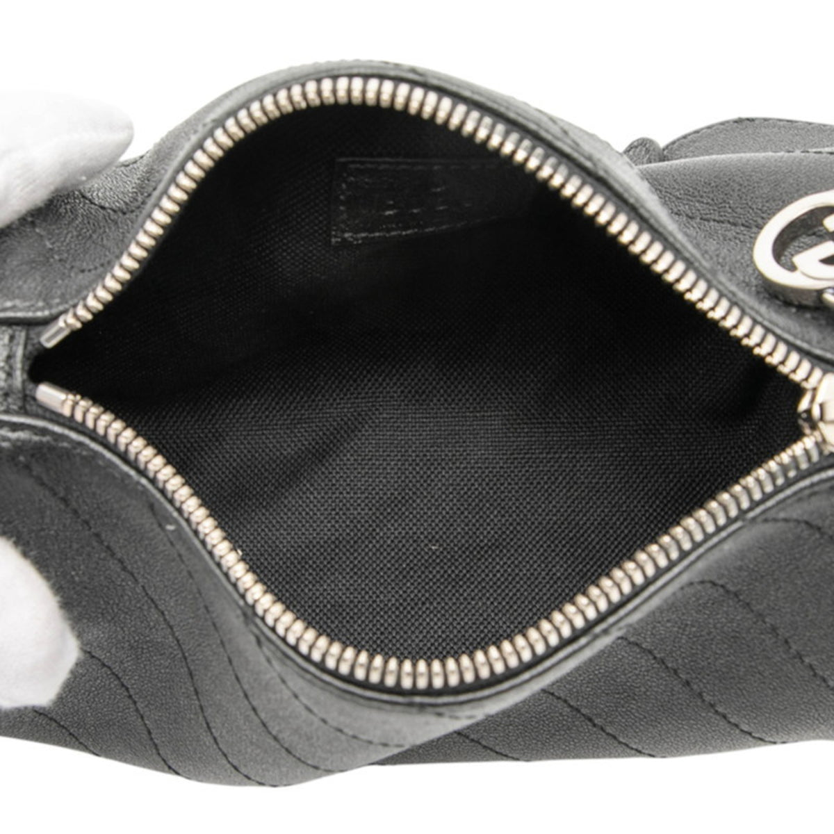 Gucci Black Leather Shoulder Bag (Pre-Owned)