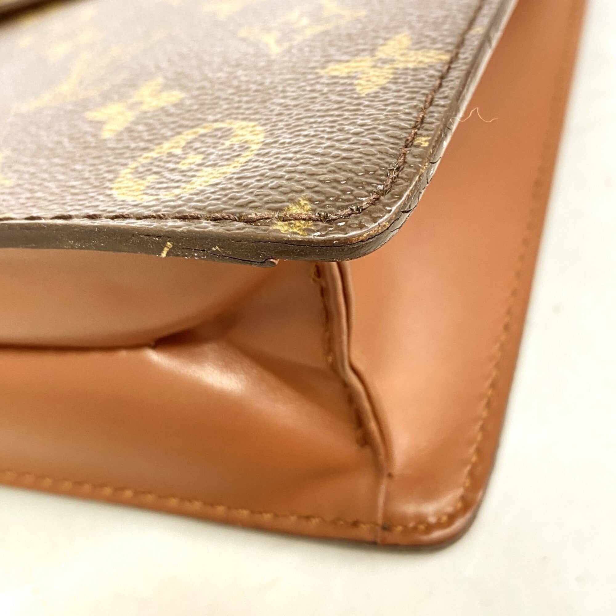 Louis Vuitton Brown Briefcase (Pre-Owned)
