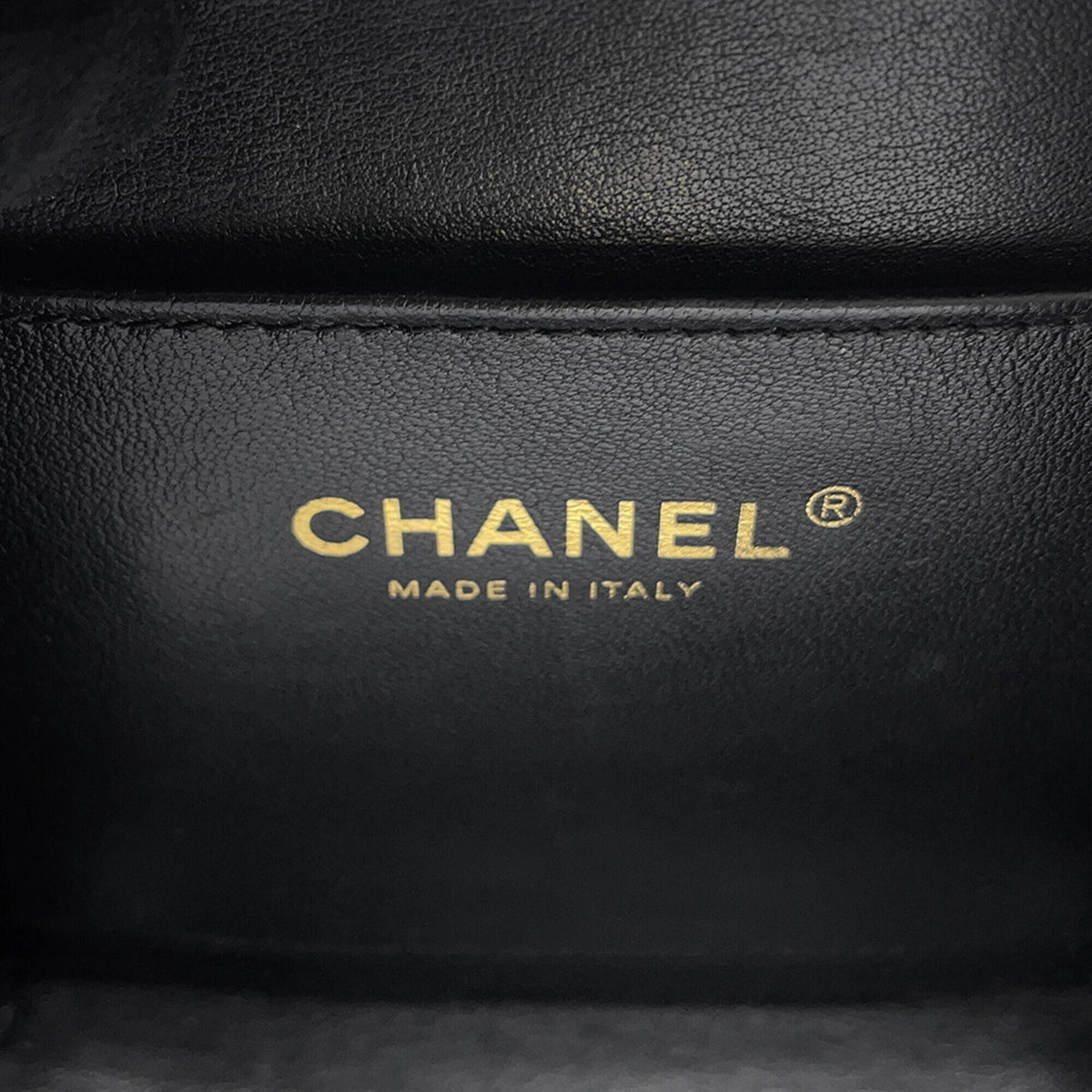 Chanel Black Grained Calfskin Shoulder Bag (Pre-Owned)